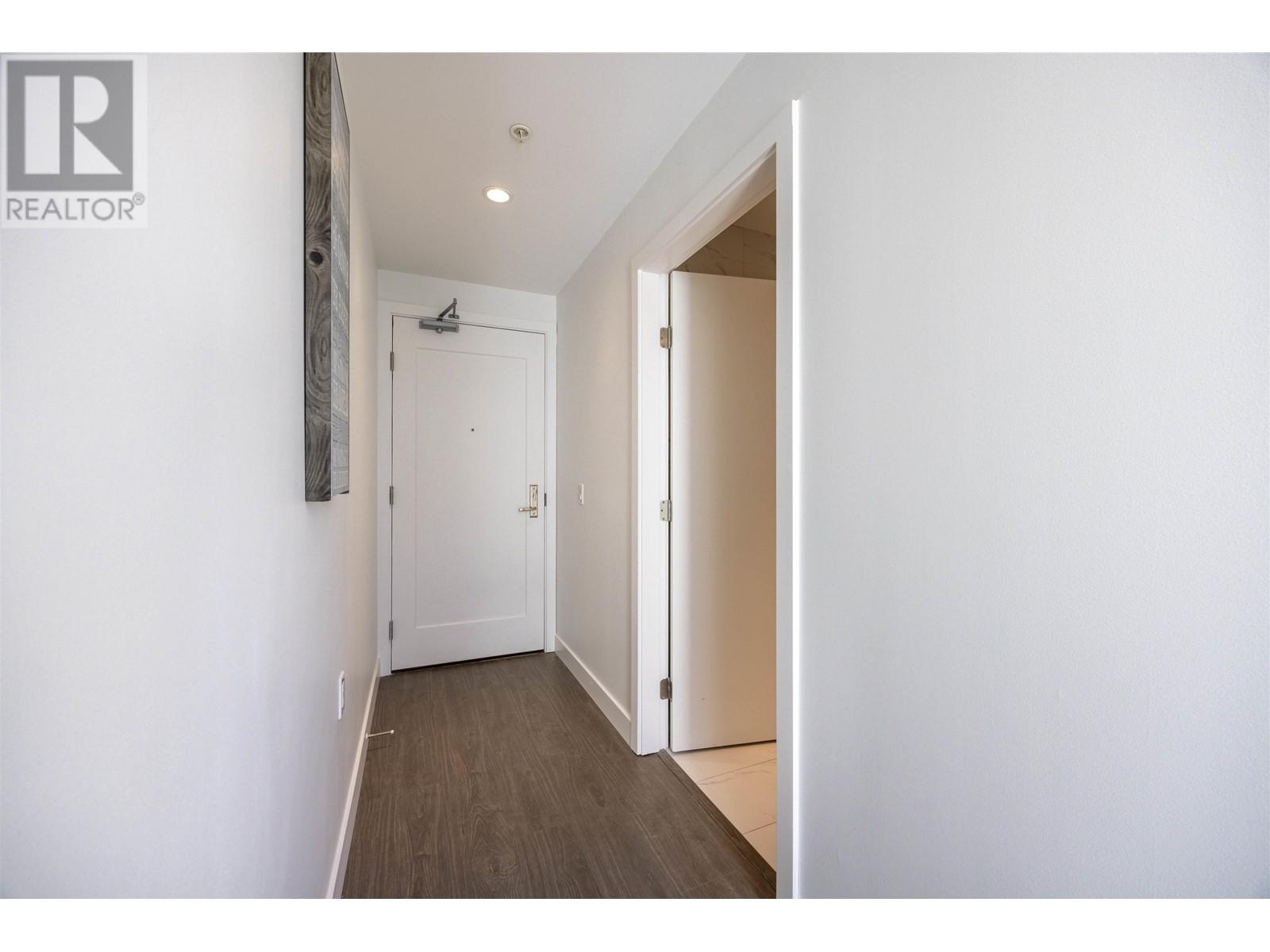 904 8133 Cook Road, Richmond, British Columbia  V6Y 0L7 - Photo 3 - R2959798