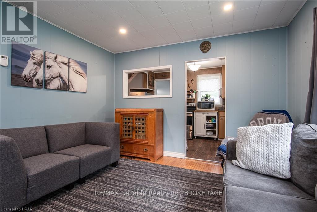51 Dunlop Street, Central Huron, Ontario  N0M 1L0 - Photo 7 - X10780886