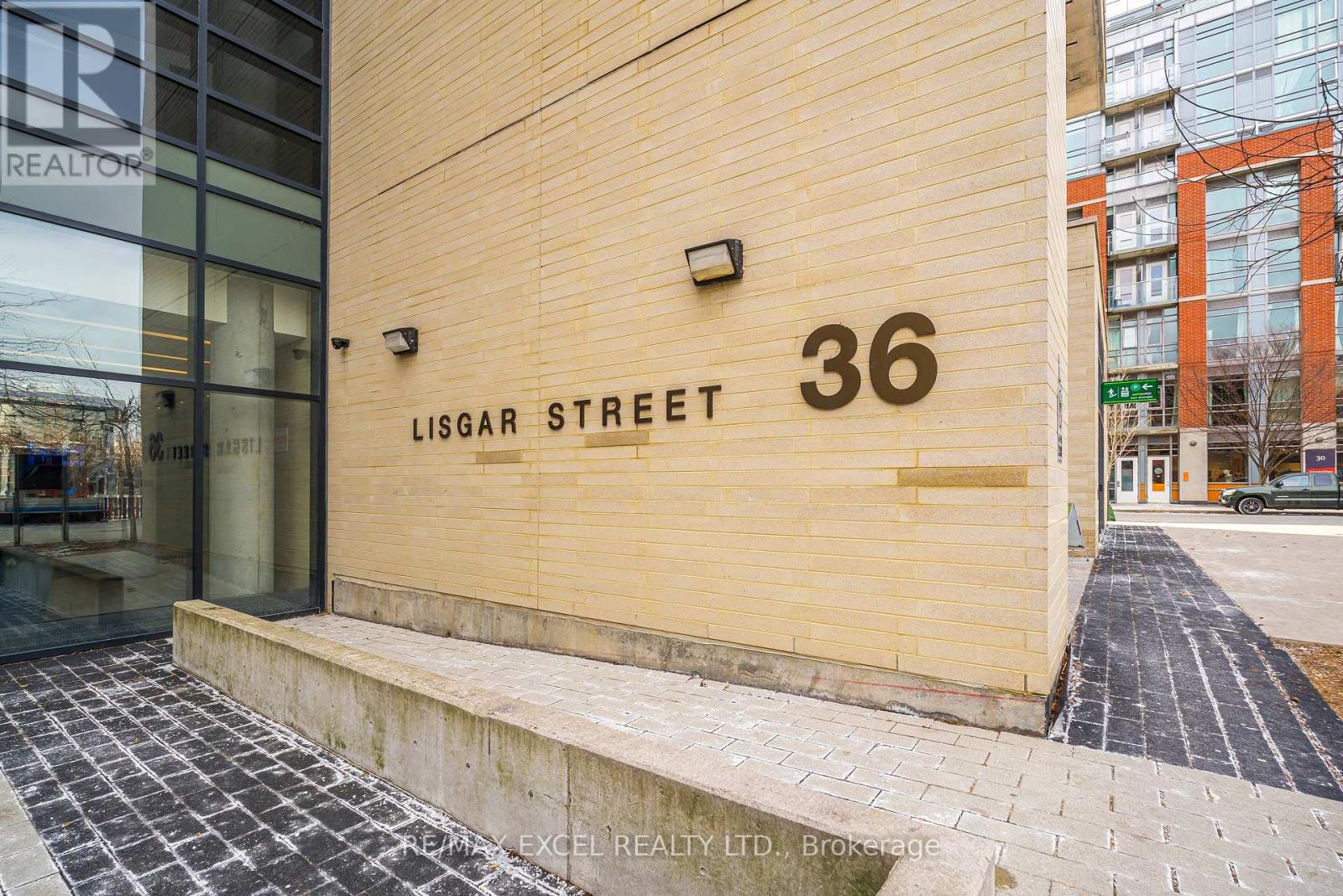 #821W - 36 LISGAR STREET, Toronto, Ontario