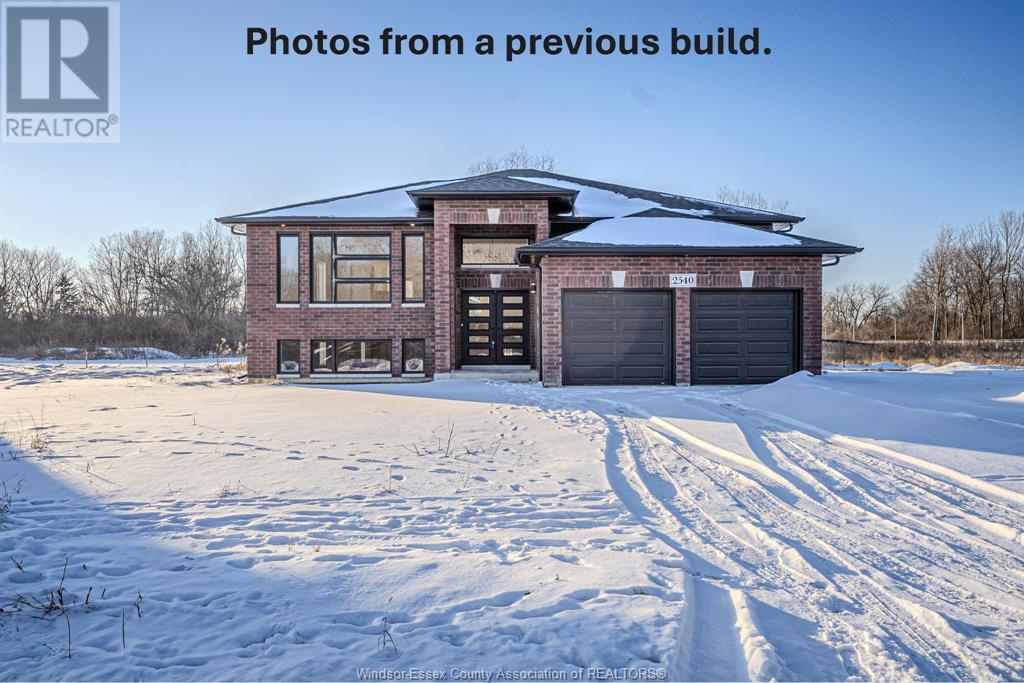 4418 BELMONT, Comber, Ontario