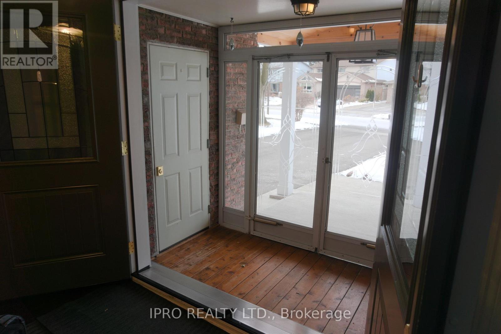 Property at 2326 KENBARB ROAD image 4