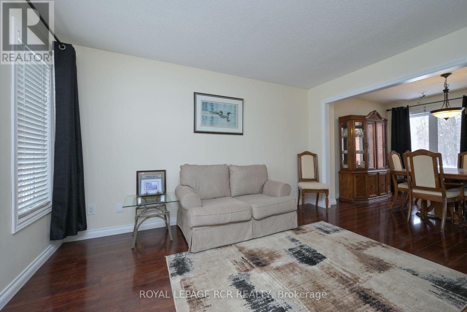 64 Edenbridge Drive, Essa (Angus), Ontario  L0M 1B3 - Photo 5 - N11941484