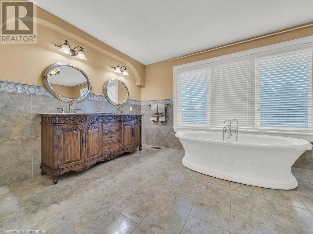 26 Paddock Court, Kitchener, Ontario  N2C 2R4 - Photo 33 - 40667937