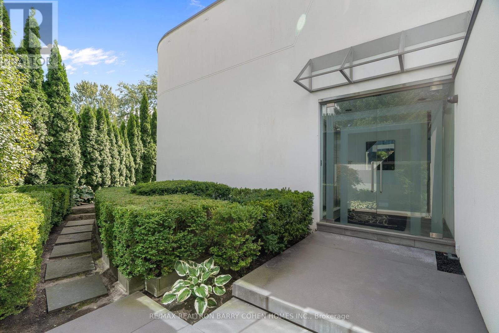 Property at 25 MISTY CRESCENT image 2