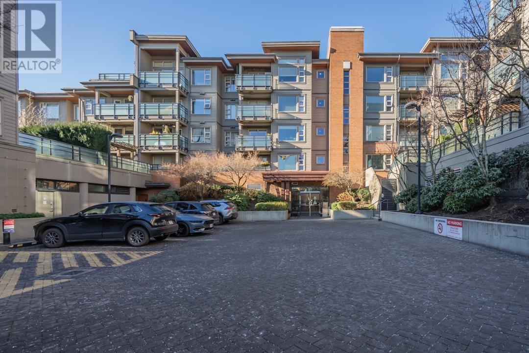 303 1677 Lloyd Avenue, North Vancouver, British Columbia V7P 0B1 - Photo 2 - R2960183