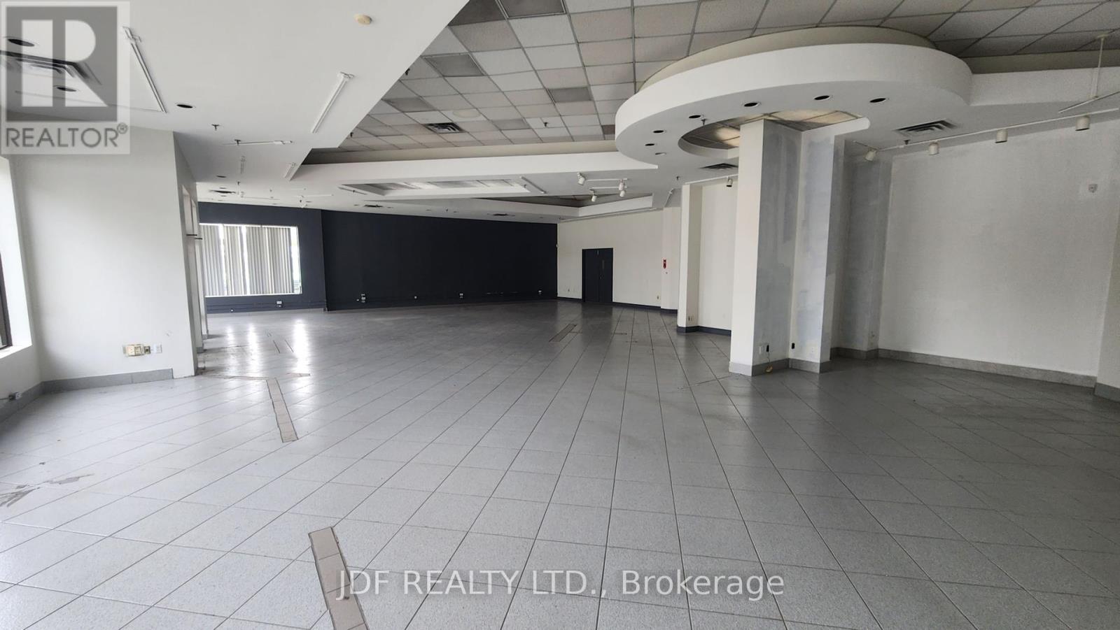 11-14 - 577 Edgeley Boulevard, Vaughan (Concord), Ontario  L4K 4B2 - Photo 3 - N11941691
