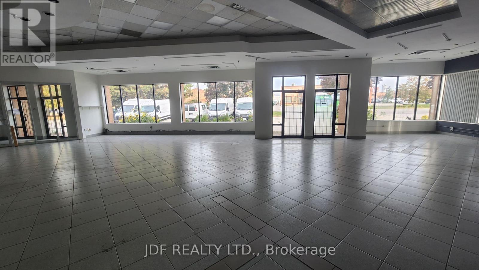 11-14 - 577 Edgeley Boulevard, Vaughan (Concord), Ontario  L4K 4B2 - Photo 5 - N11941691