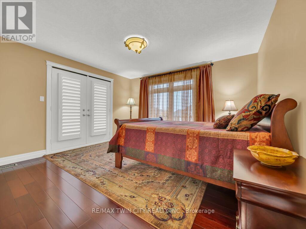 26 Paddock Court, Kitchener, Ontario  N2C 2R4 - Photo 22 - X11924527