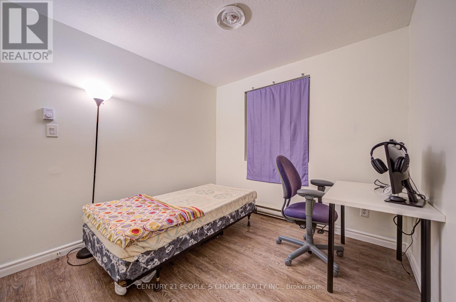 2 - 101 Westmount Road, Waterloo, Ontario  N2L 5G5 - Photo 15 - X11941775