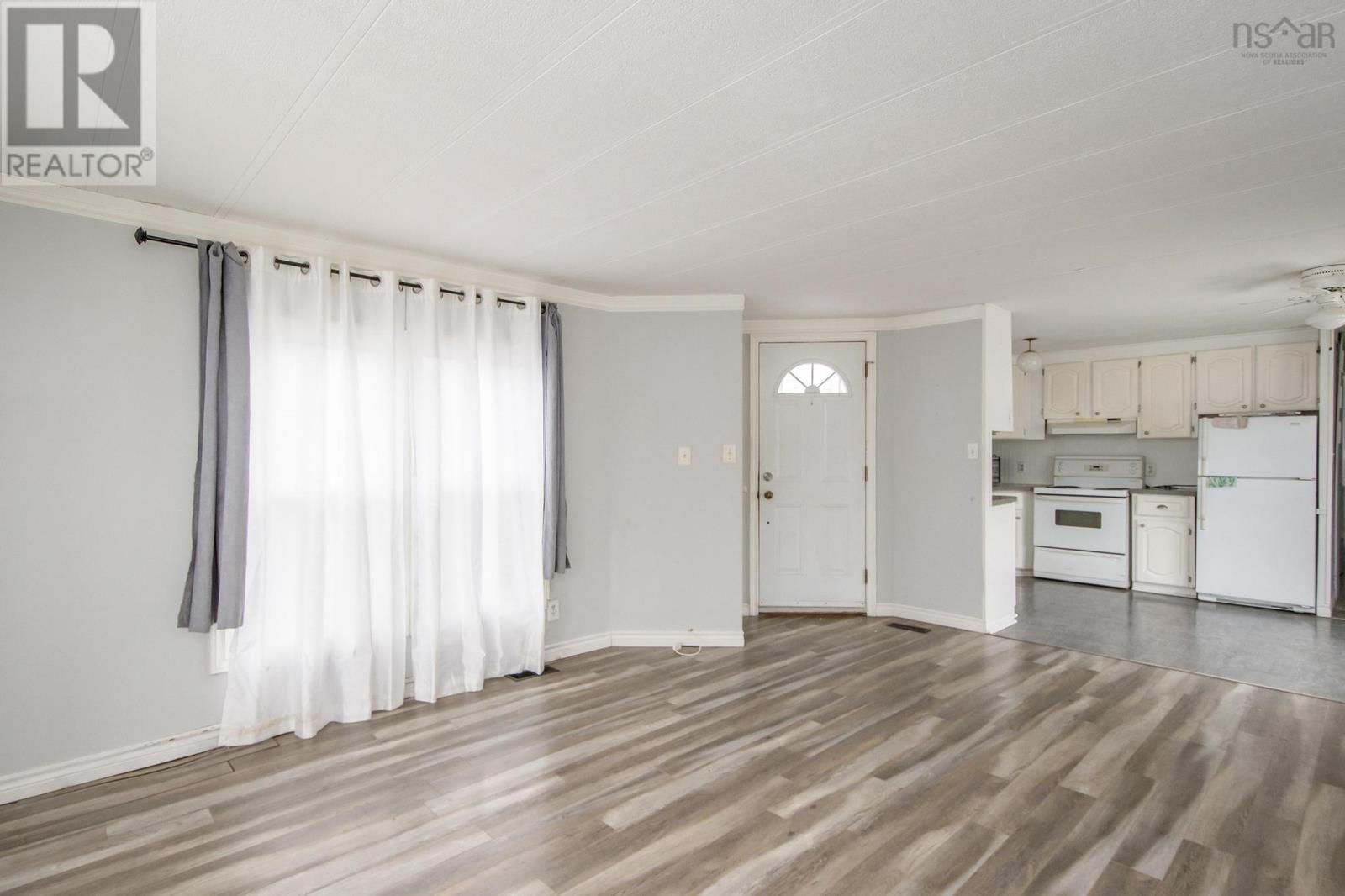 166 Hilltop Drive, Lower Sackville, Nova Scotia  B4C 2P5 - Photo 4 - 202501658