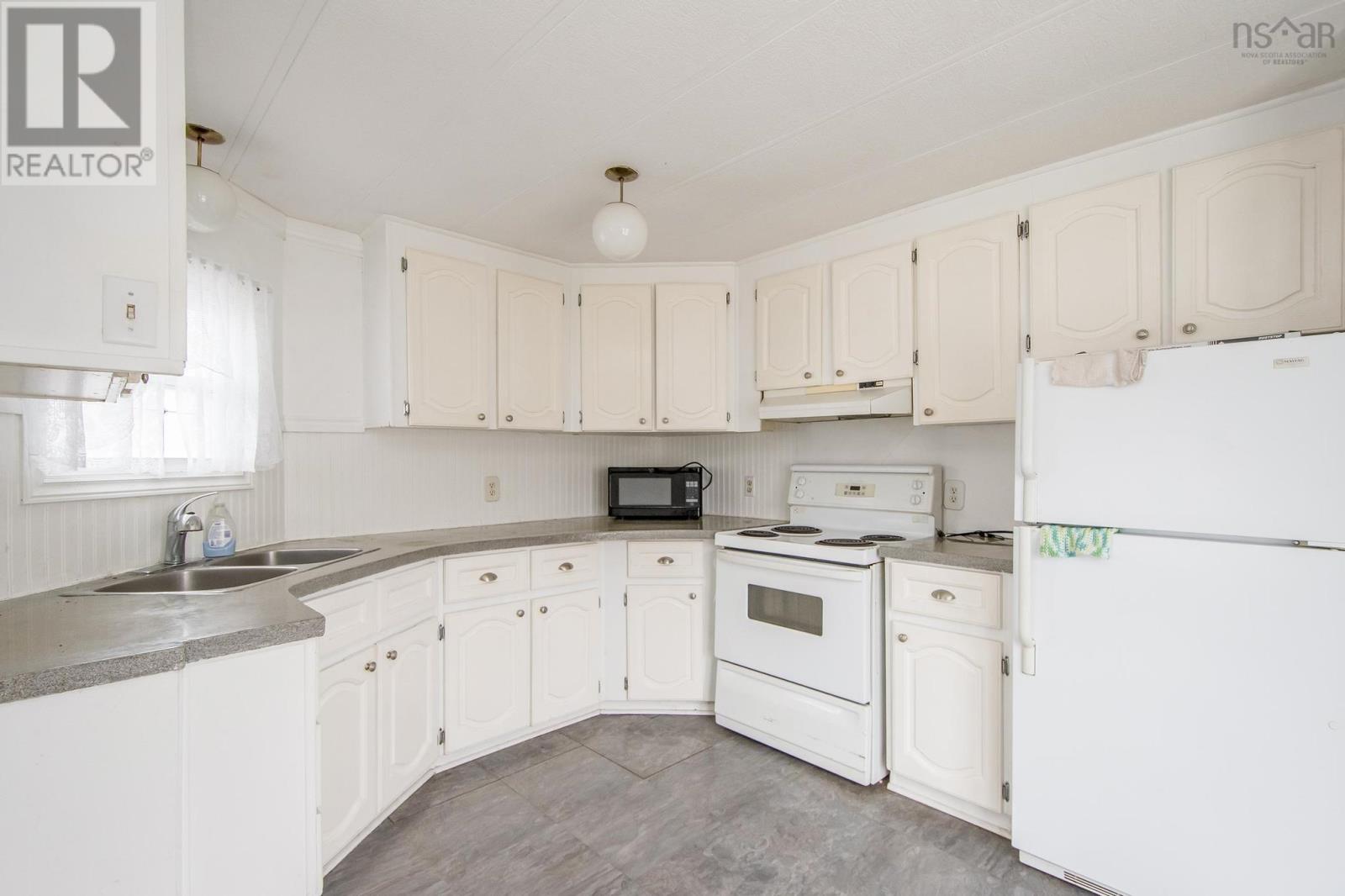 166 Hilltop Drive, Lower Sackville, Nova Scotia  B4C 2P5 - Photo 7 - 202501658