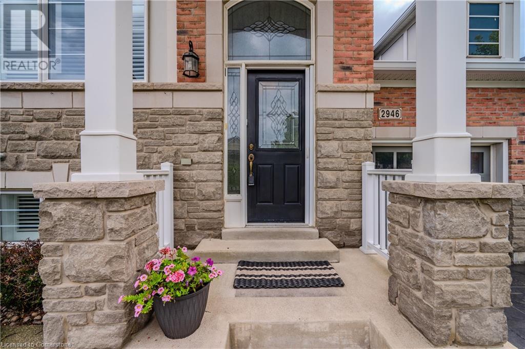 2946 Singleton Common, Burlington, Ontario  L7M 0B4 - Photo 3 - 40689750