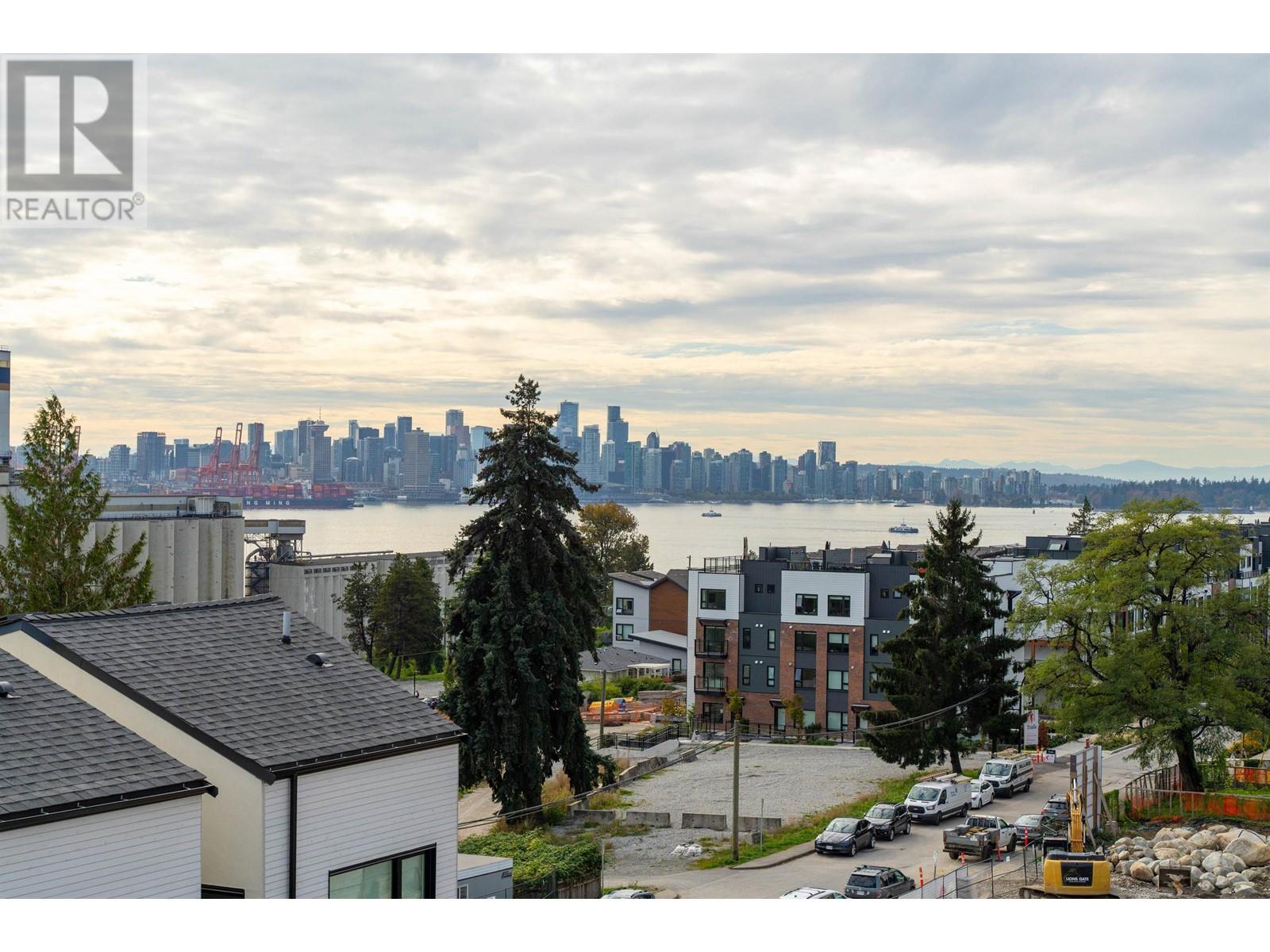 228 650 E 2nd Street, North Vancouver, British Columbia  V7M 1E3 - Photo 3 - R2960191