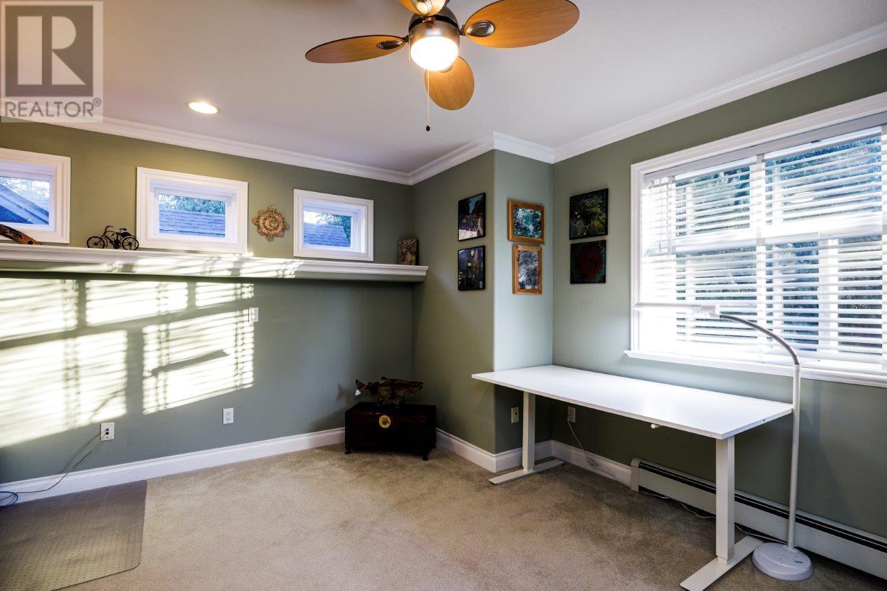 1918 Peters Road, North Vancouver, British Columbia V7J 1Y9 - Photo 16 - R2960195