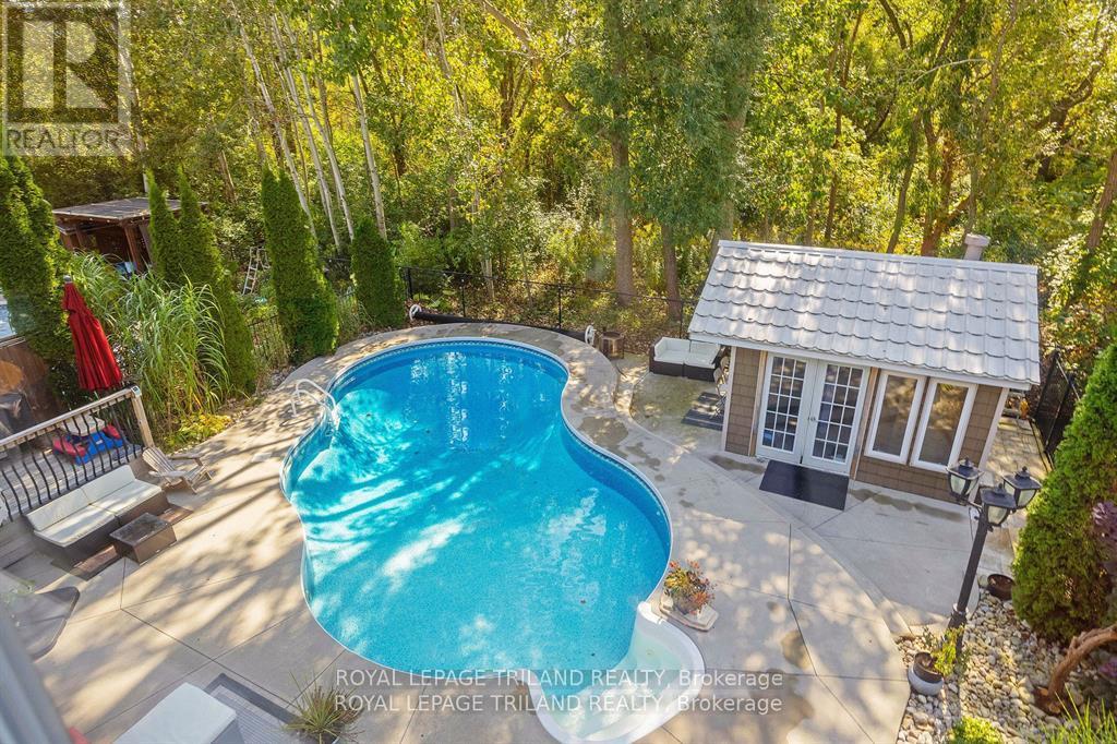Photo 33 of 37 for 1519 Privet Place