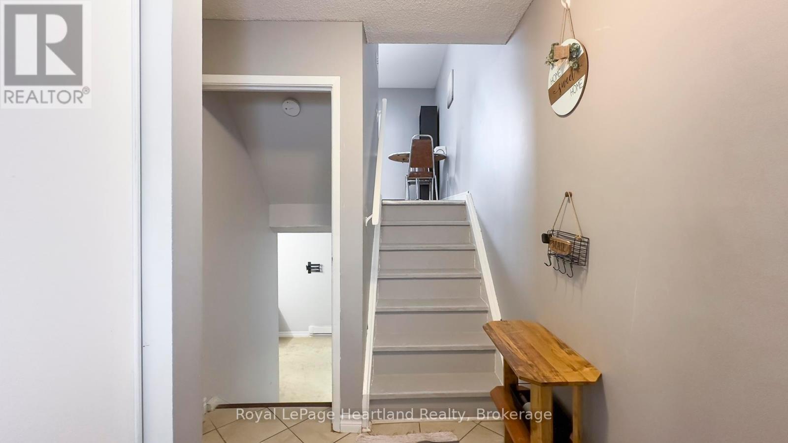 666 Hunter Street, Kincardine, Ontario  N2Z 1S1 - Photo 4 - X11941963