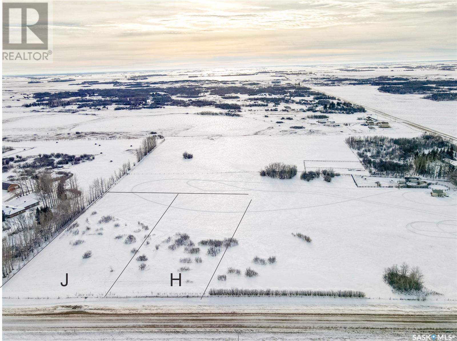 Isle Acreage 2.5 J, Vanscoy Rm No. 345, Saskatchewan  S7K 3J5 - Photo 1 - SK988475