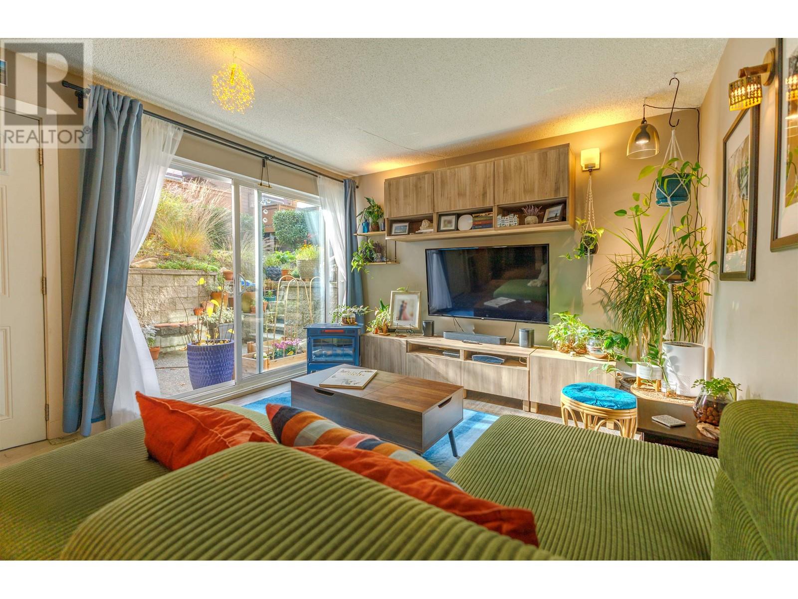 2 304 Afton Lane, Port Moody, British Columbia V3H 3V9 - Photo 3 - R2942056