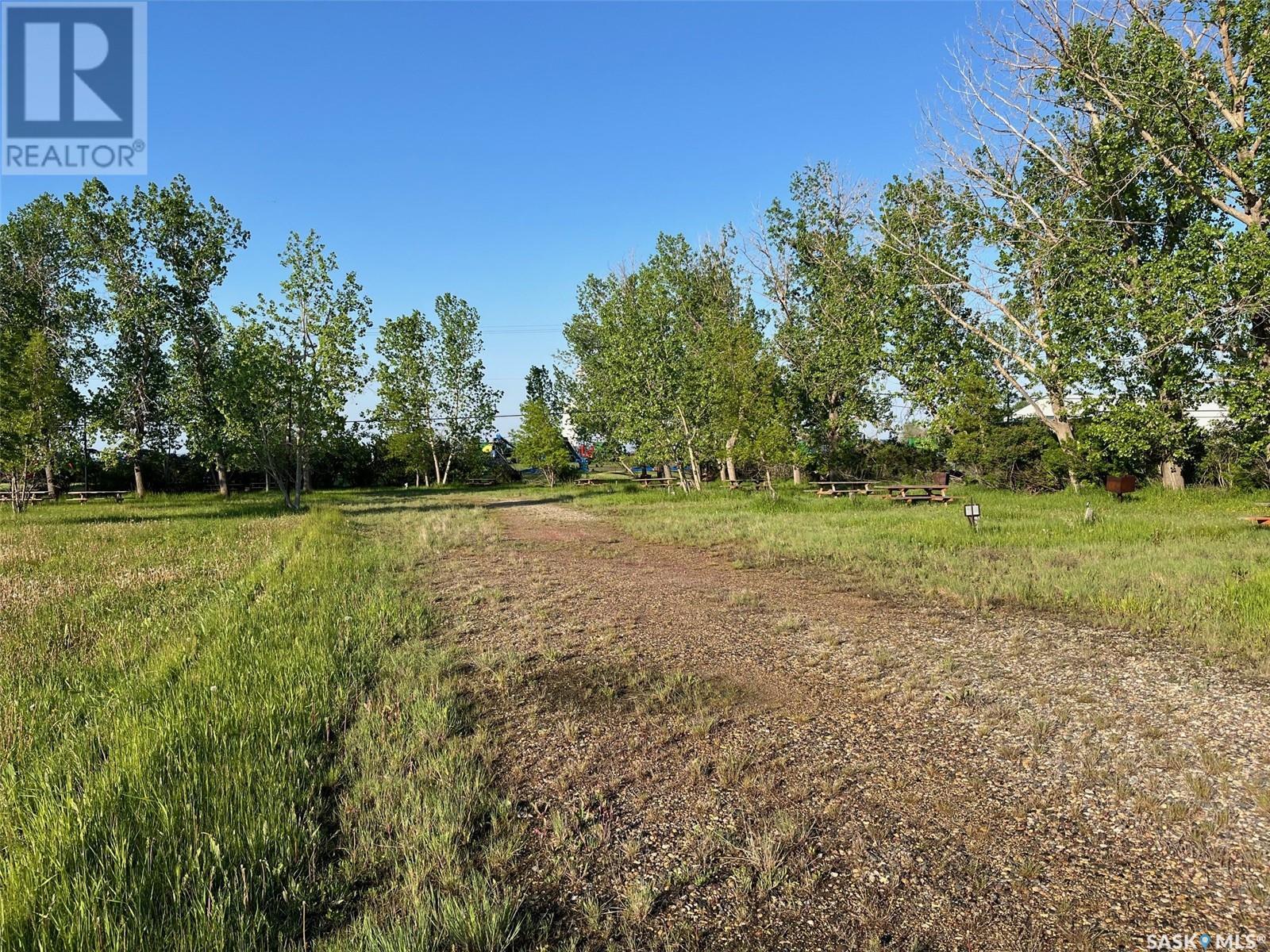 110 Malmgren Drive, Estevan Rm No. 5, Saskatchewan  S4A 2A7 - Photo 2 - SK993497