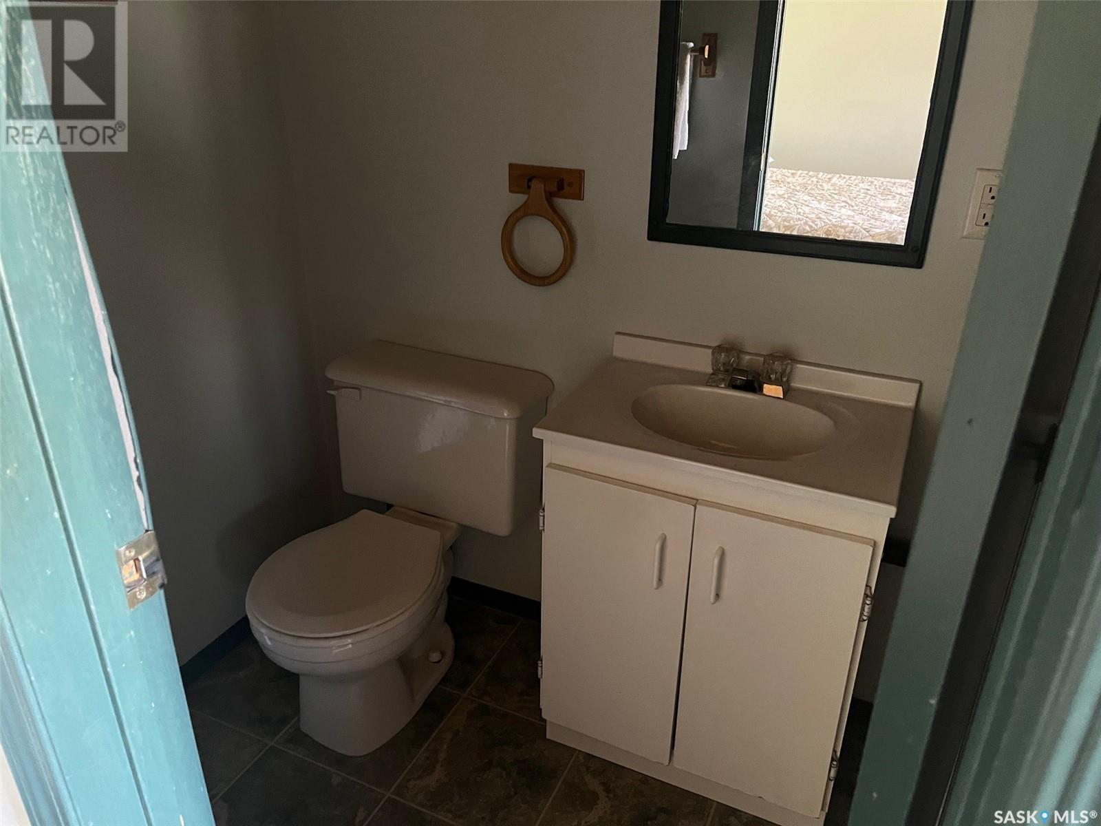 110 Malmgren Drive, Estevan Rm No. 5, Saskatchewan  S4A 2A7 - Photo 7 - SK993497