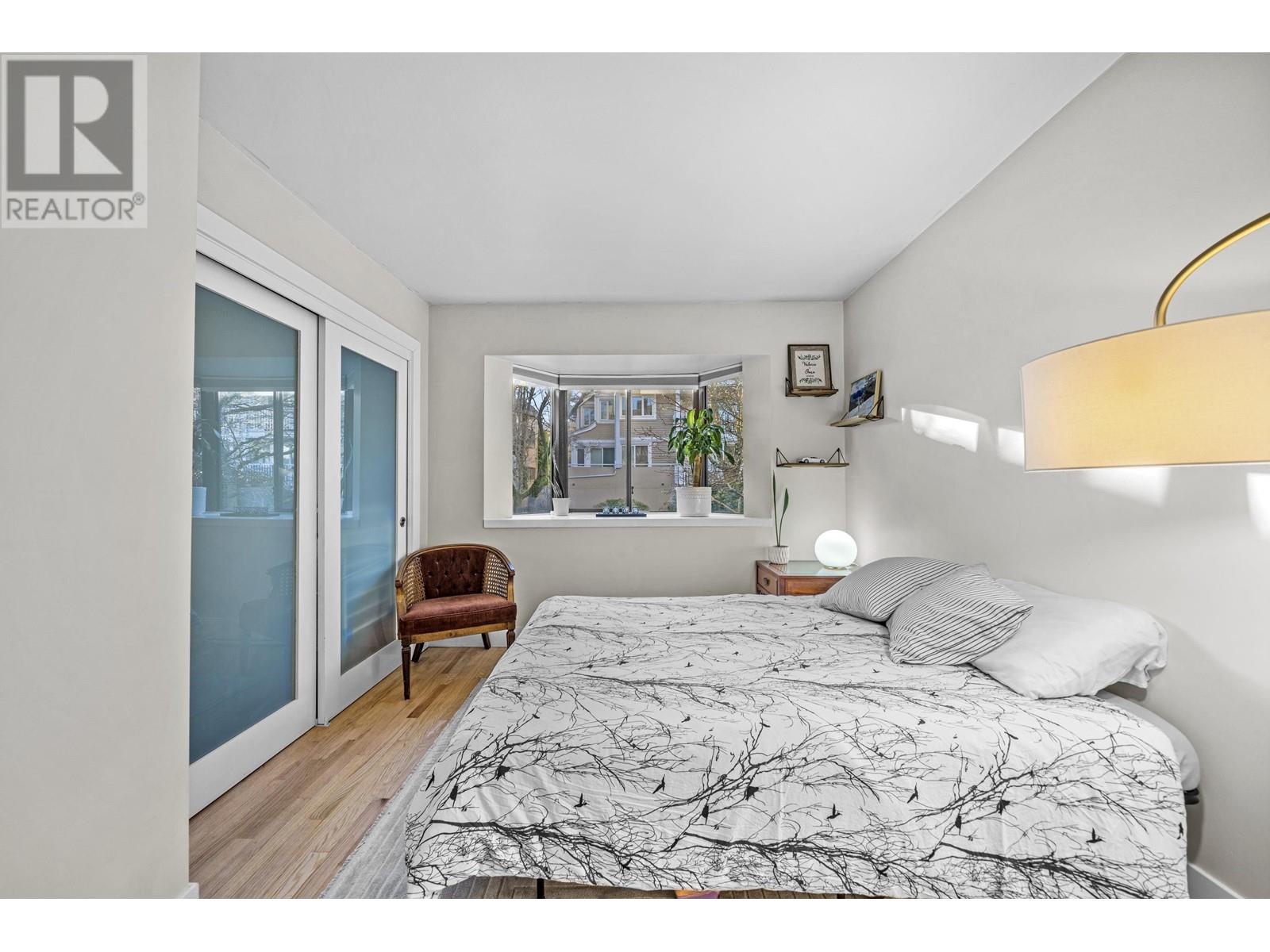 Listing Picture 20 of 33 : 104 1922 W 7TH AVENUE, Vancouver / 溫哥華 - 魯藝地產 Yvonne Lu Group - MLS Medallion Club Member