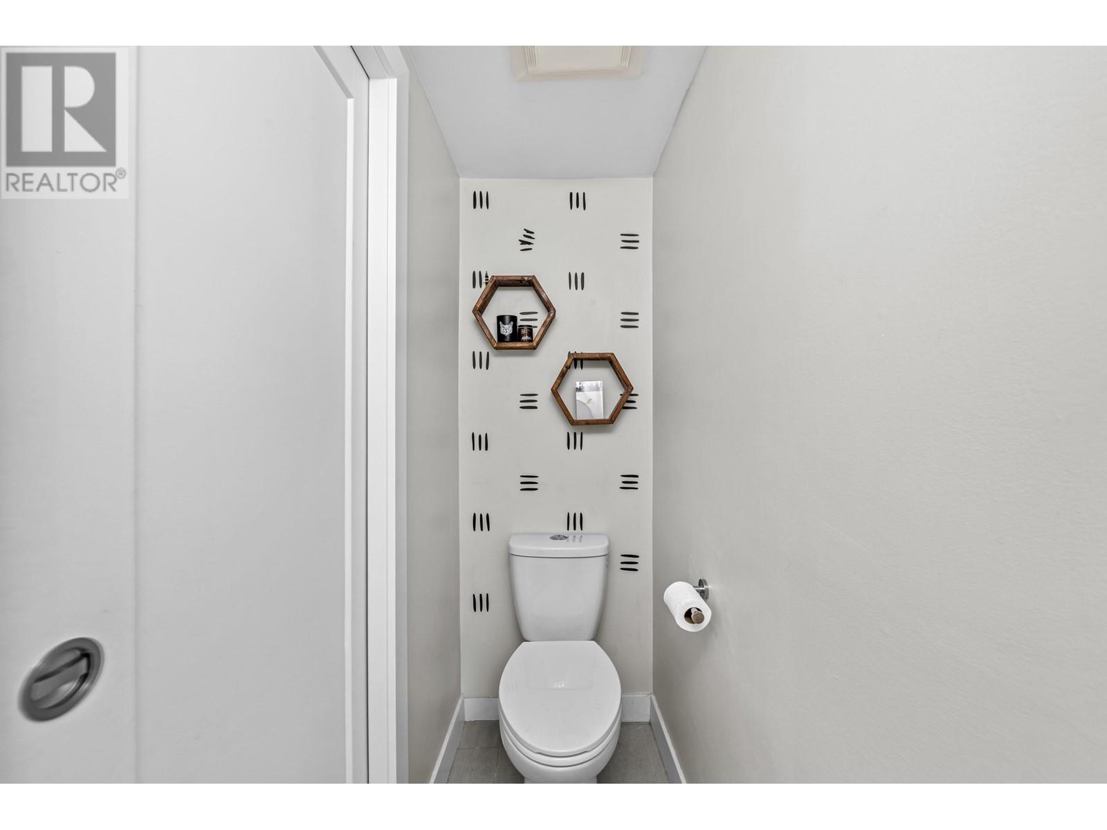 Listing Picture 25 of 33 : 104 1922 W 7TH AVENUE, Vancouver / 溫哥華 - 魯藝地產 Yvonne Lu Group - MLS Medallion Club Member