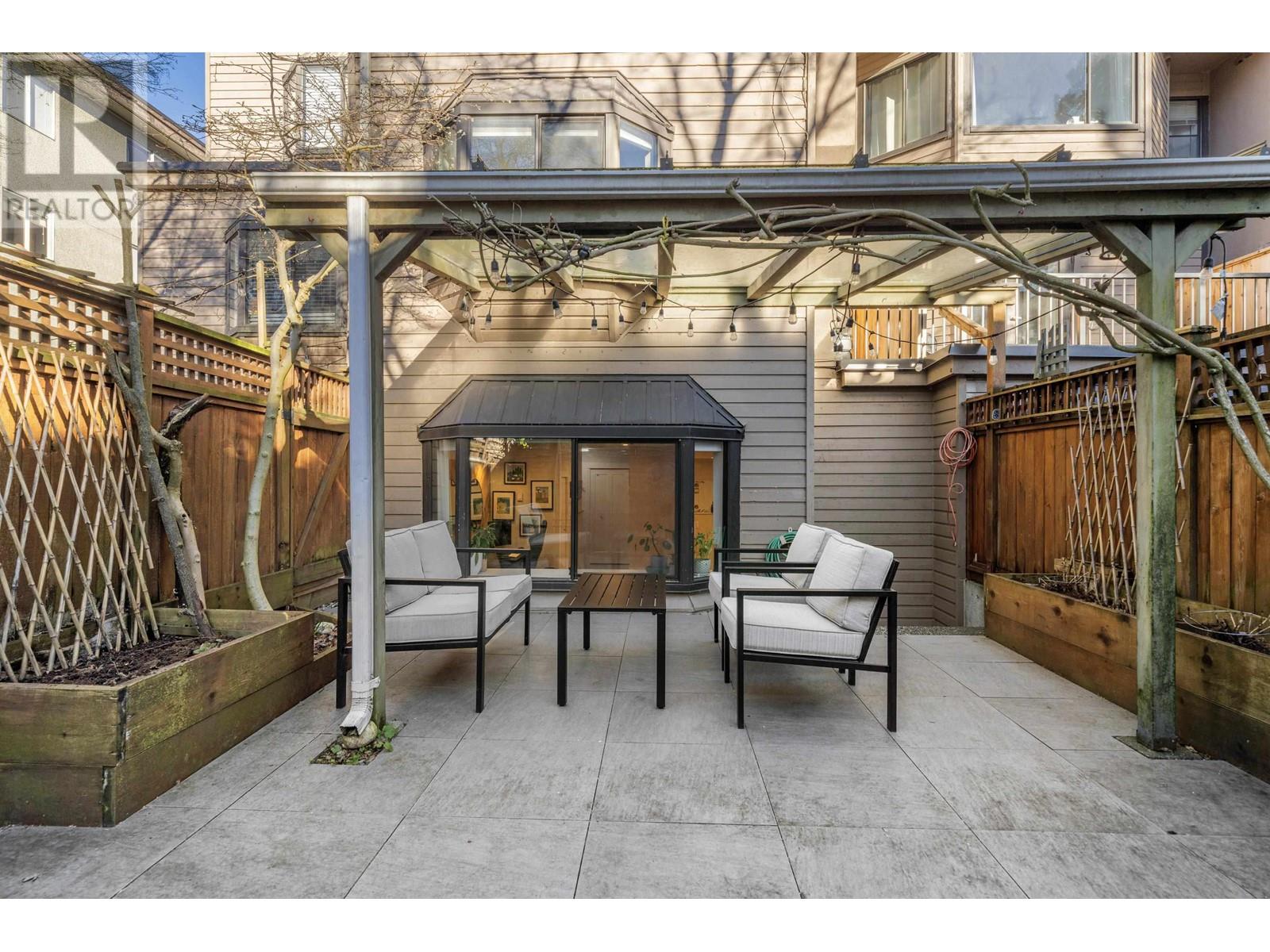 Listing Picture 28 of 33 : 104 1922 W 7TH AVENUE, Vancouver / 溫哥華 - 魯藝地產 Yvonne Lu Group - MLS Medallion Club Member