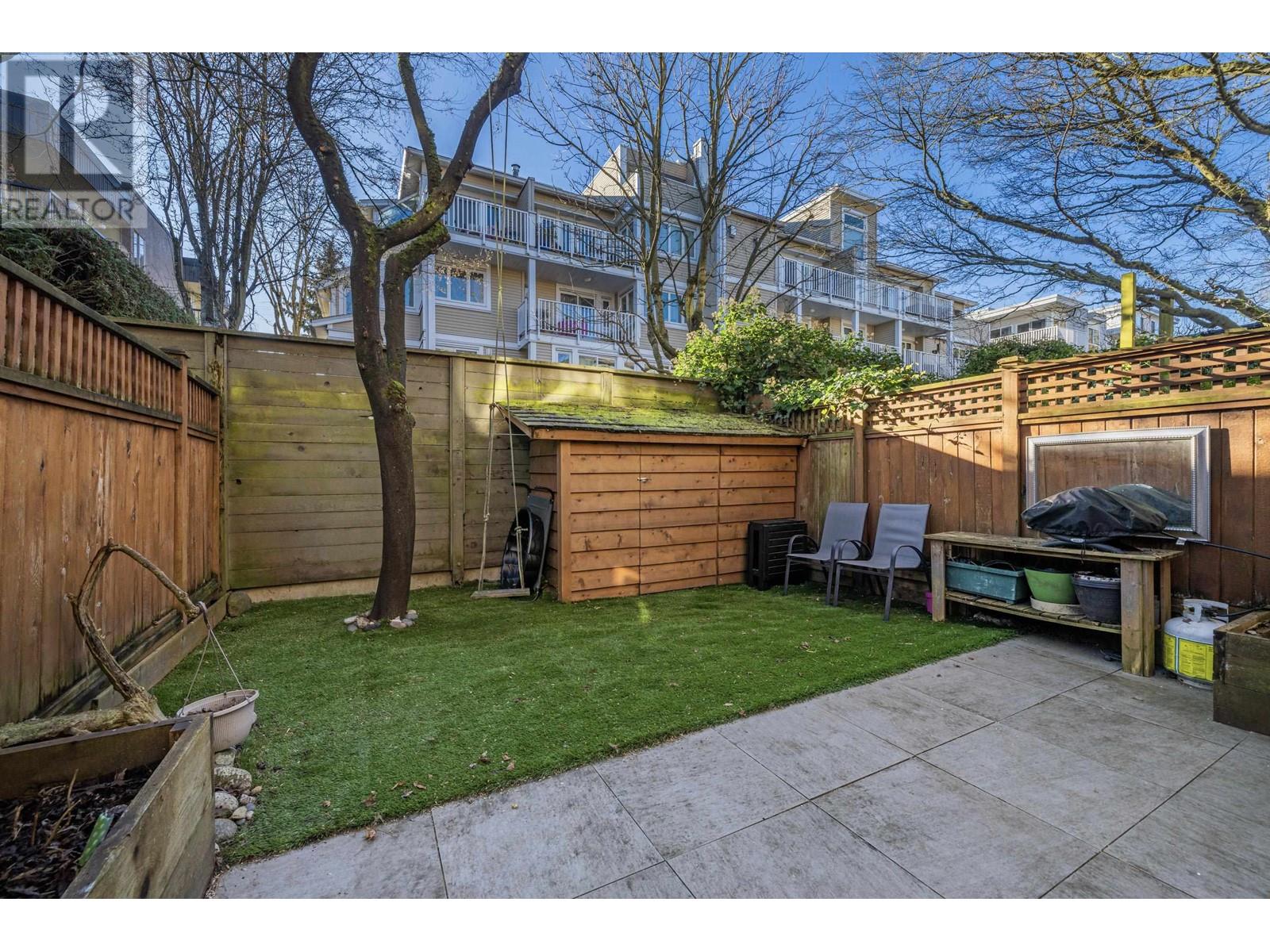 Listing Picture 30 of 33 : 104 1922 W 7TH AVENUE, Vancouver / 溫哥華 - 魯藝地產 Yvonne Lu Group - MLS Medallion Club Member