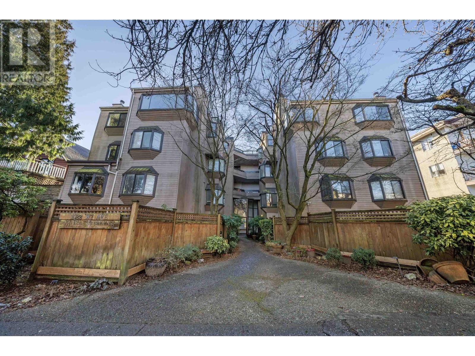 Listing Picture 32 of 33 : 104 1922 W 7TH AVENUE, Vancouver / 溫哥華 - 魯藝地產 Yvonne Lu Group - MLS Medallion Club Member