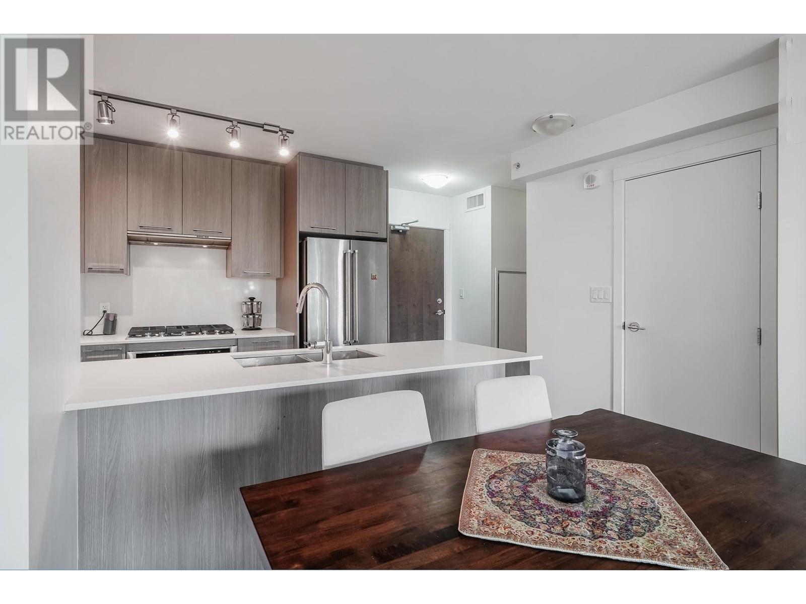 Listing Picture 7 of 32 : 304 5619 CEDARBRIDGE WAY, Richmond / 烈治文 - 魯藝地產 Yvonne Lu Group - MLS Medallion Club Member
