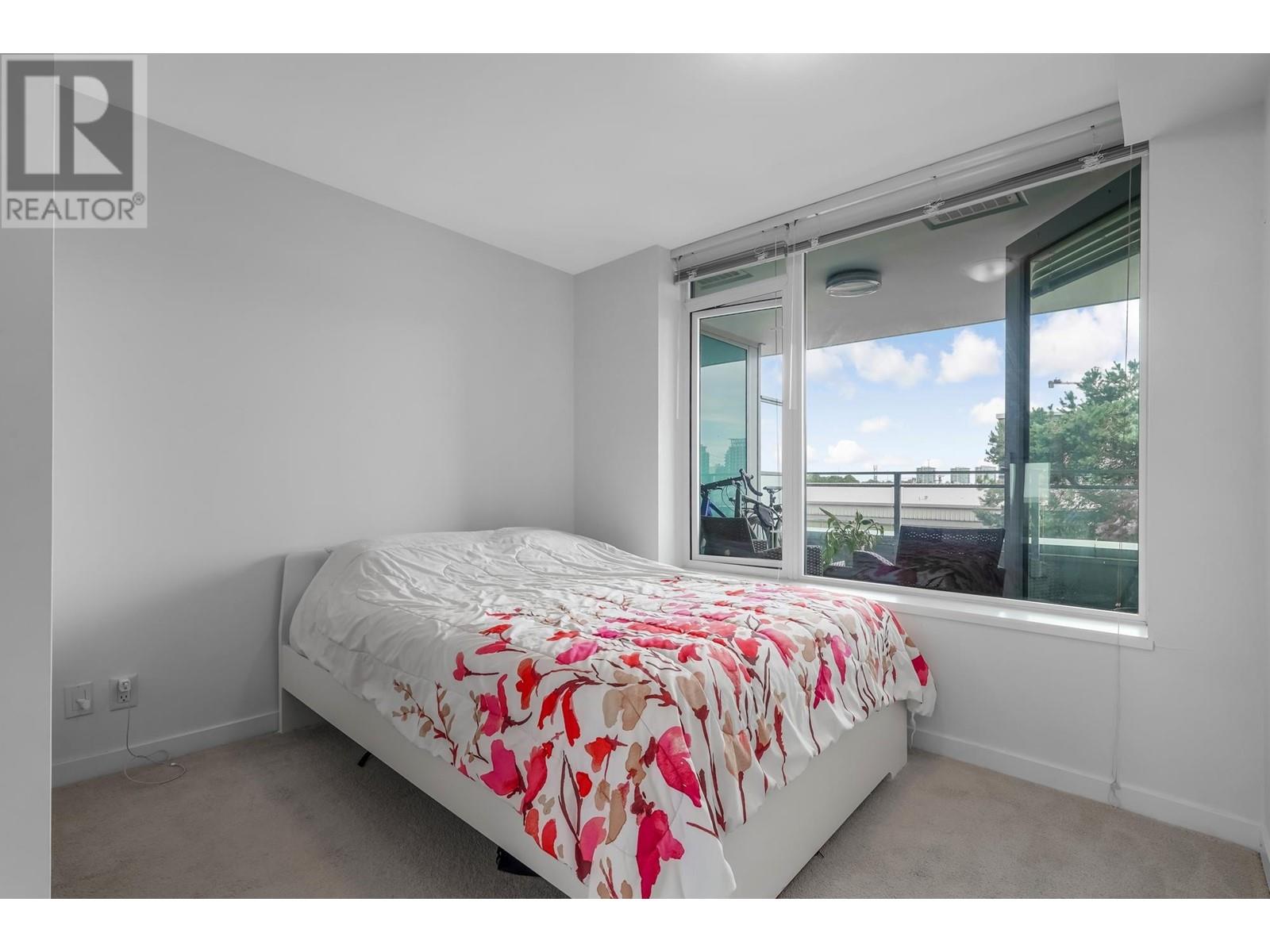 Listing Picture 13 of 32 : 304 5619 CEDARBRIDGE WAY, Richmond / 烈治文 - 魯藝地產 Yvonne Lu Group - MLS Medallion Club Member