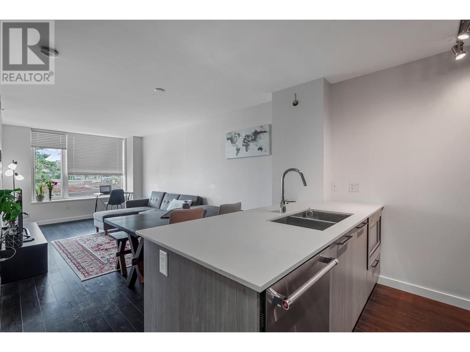 Listing Picture 9 of 32 : 304 5619 CEDARBRIDGE WAY, Richmond / 烈治文 - 魯藝地產 Yvonne Lu Group - MLS Medallion Club Member