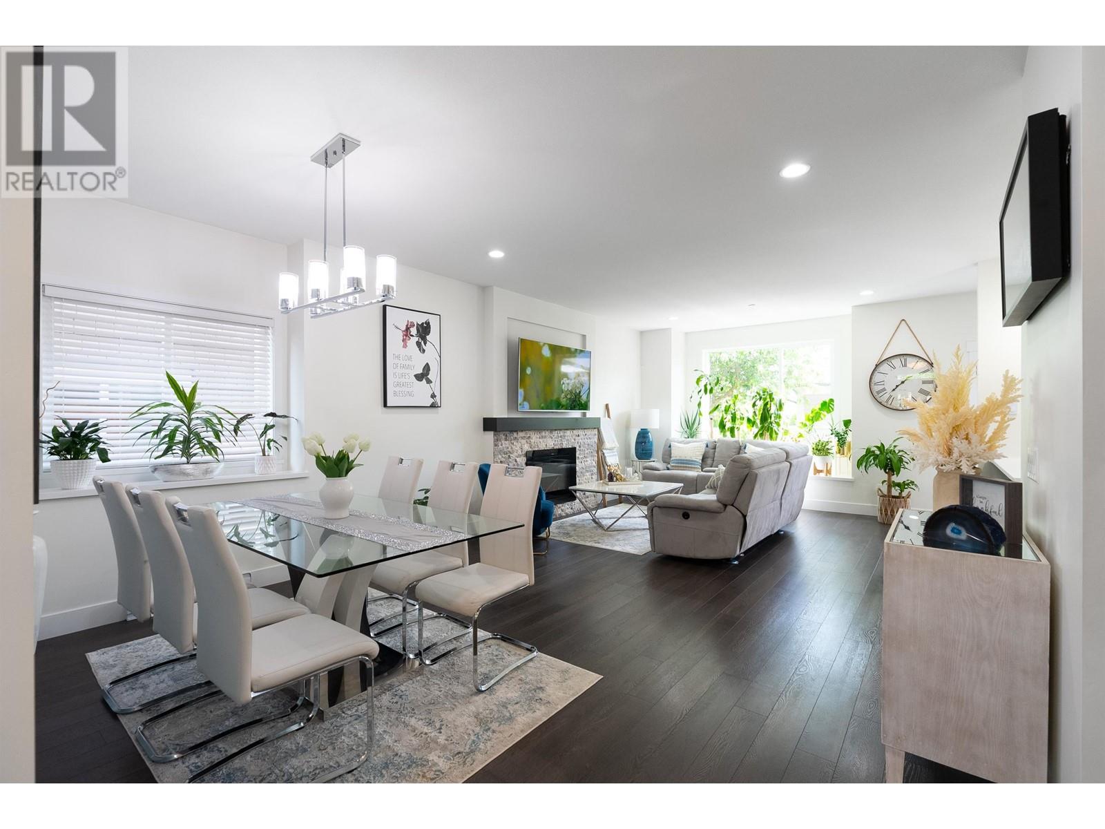 23936 Kanaka Way, Maple Ridge, British Columbia  V2W 0H7 - Photo 9 - R2960185