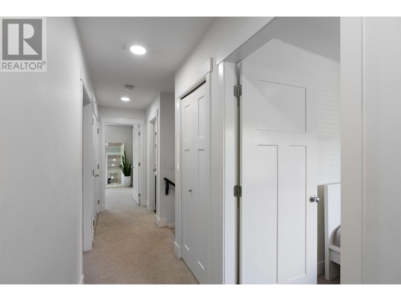 23936 Kanaka Way, Maple Ridge, British Columbia  V2W 0H7 - Photo 24 - R2960185