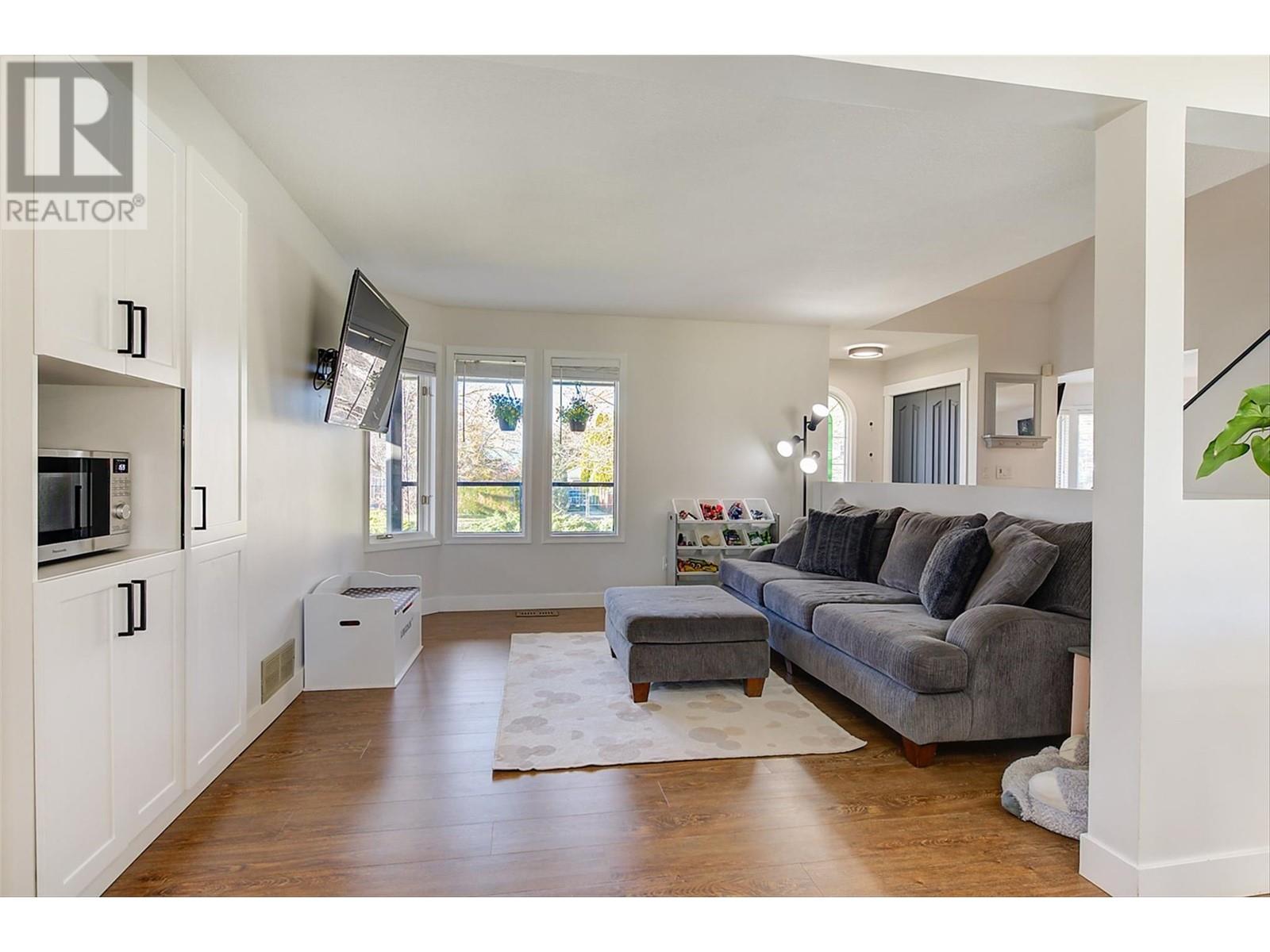 1523 Sunridge Court, Kelowna, British Columbia  V1W 2Z9 - Photo 20 - 10333322
