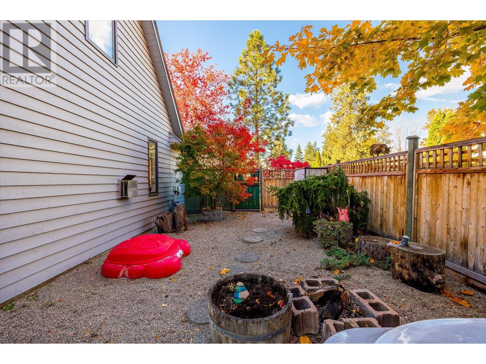 1523 Sunridge Court, Kelowna, British Columbia  V1W 2Z9 - Photo 57 - 10333322