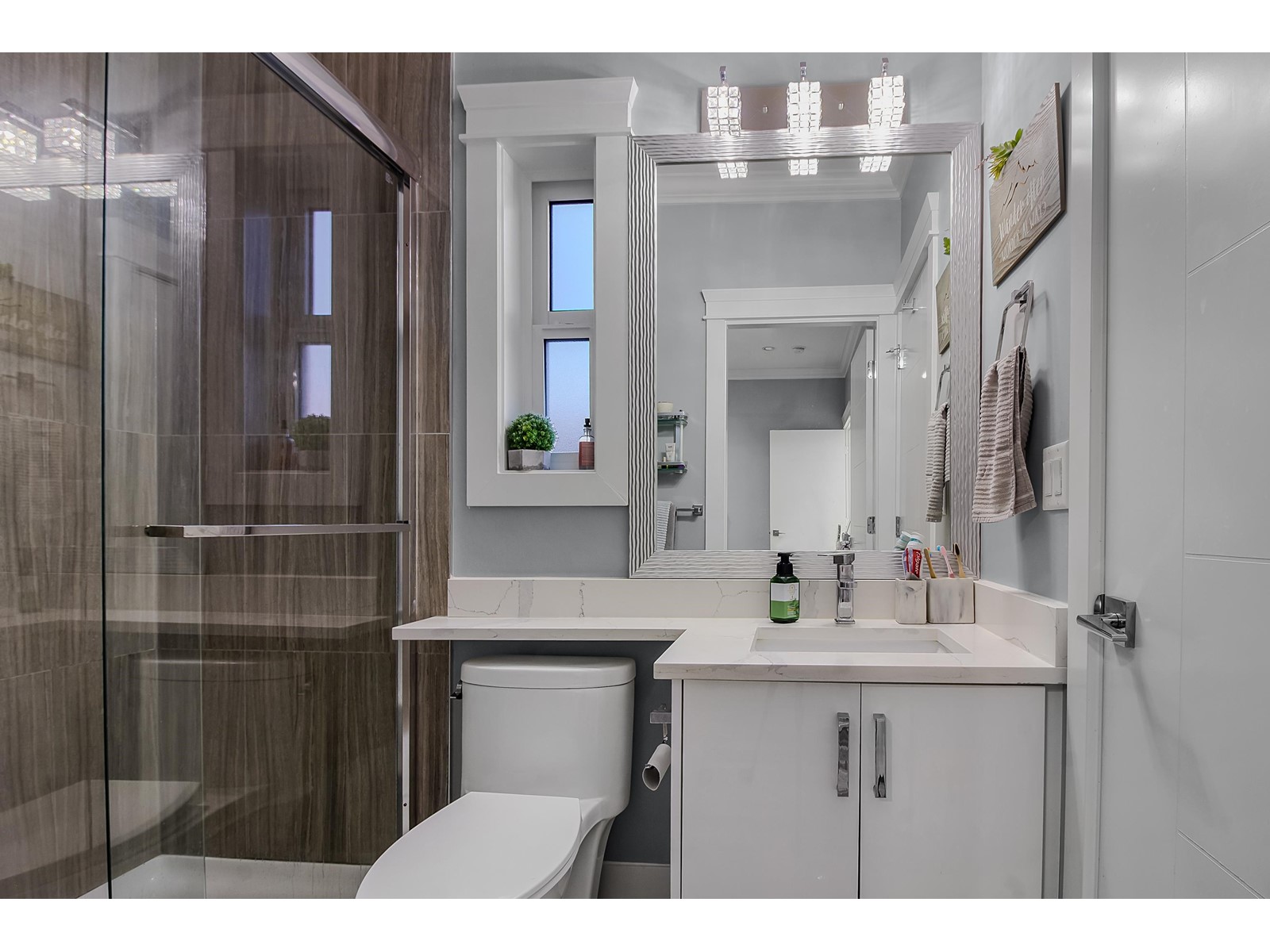 33945 Tooley Place, Mission, British Columbia  V2V 0G5 - Photo 22 - R2959950