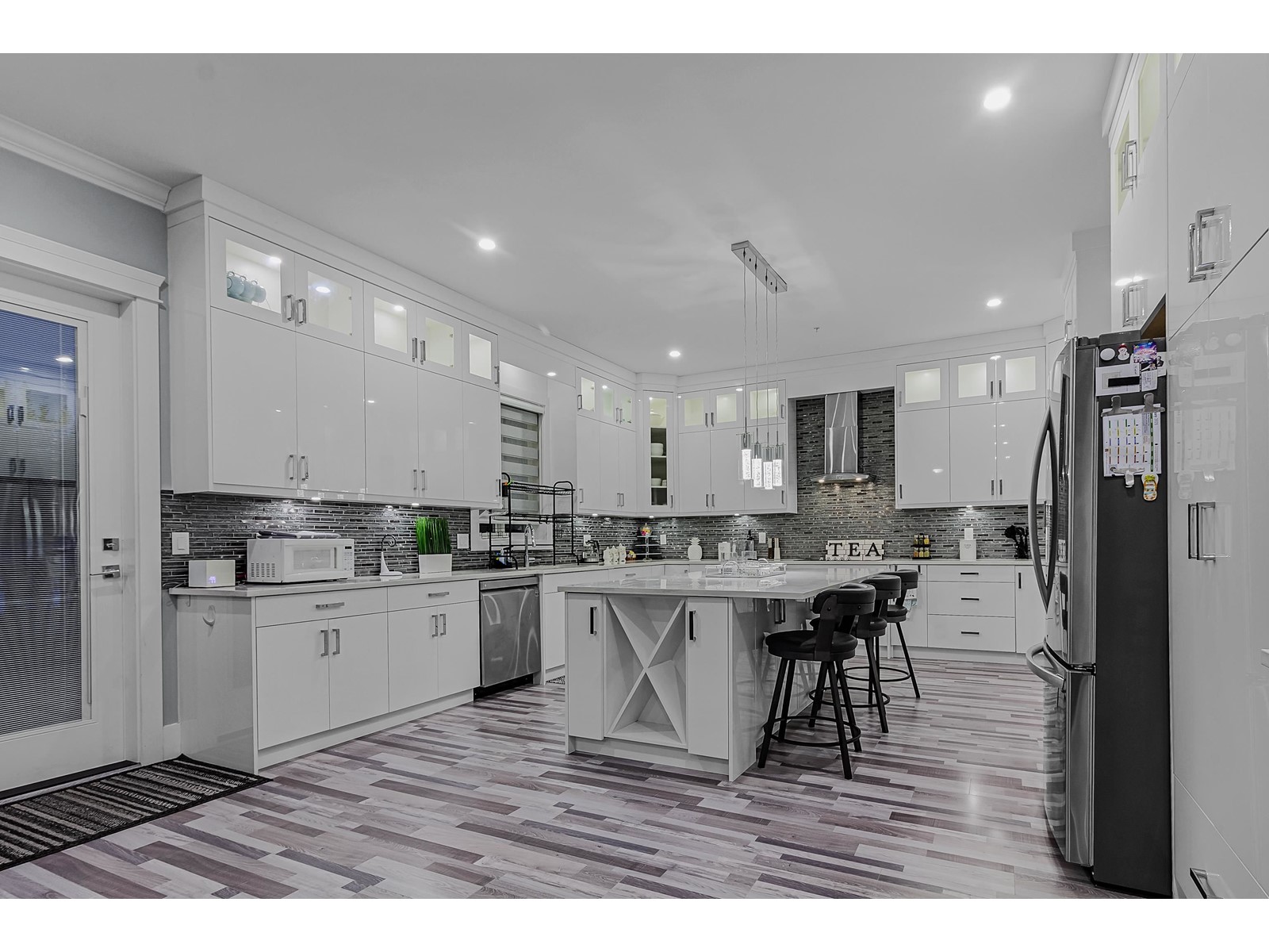 33945 Tooley Place, Mission, British Columbia  V2V 0G5 - Photo 13 - R2959950