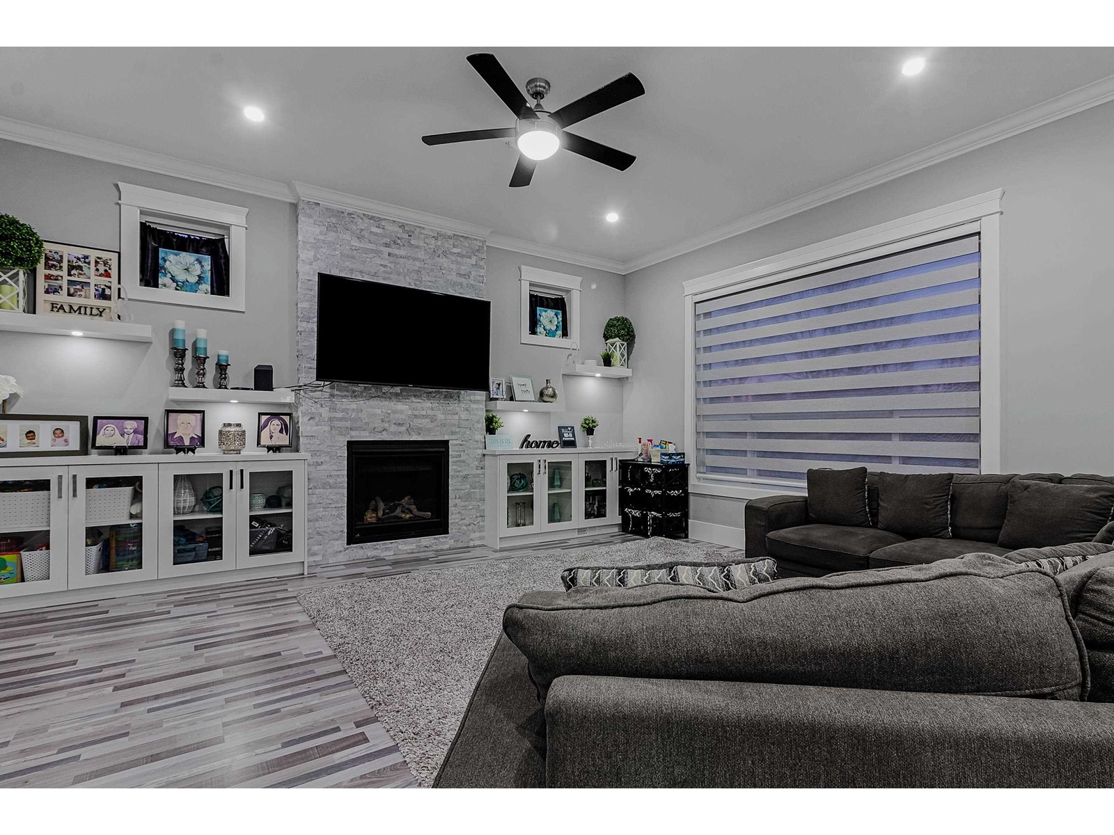 33945 Tooley Place, Mission, British Columbia  V2V 0G5 - Photo 10 - R2959950