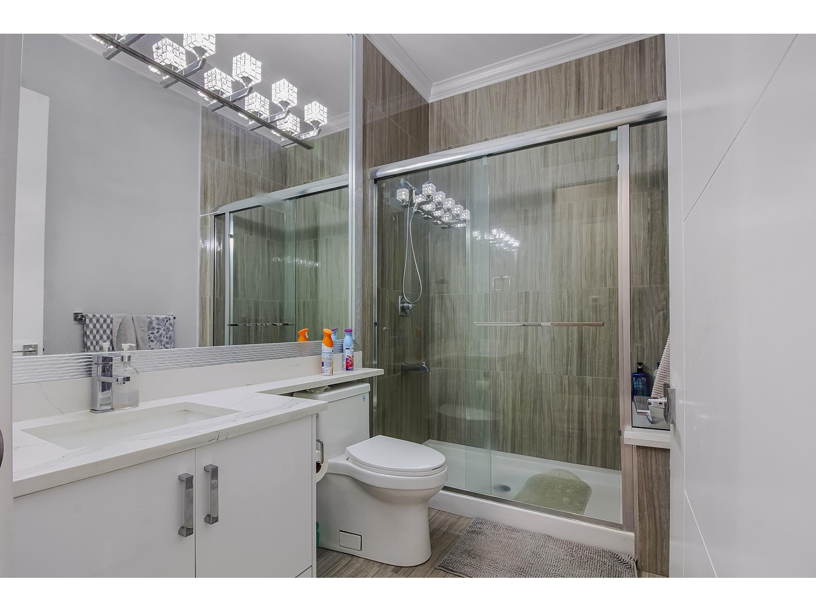 33945 Tooley Place, Mission, British Columbia  V2V 0G5 - Photo 9 - R2959950