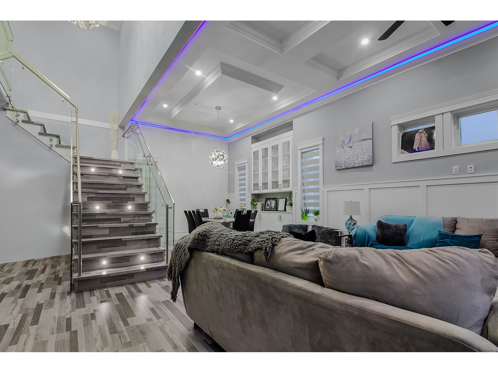 Property at 33945 TOOLEY PLACE image 2