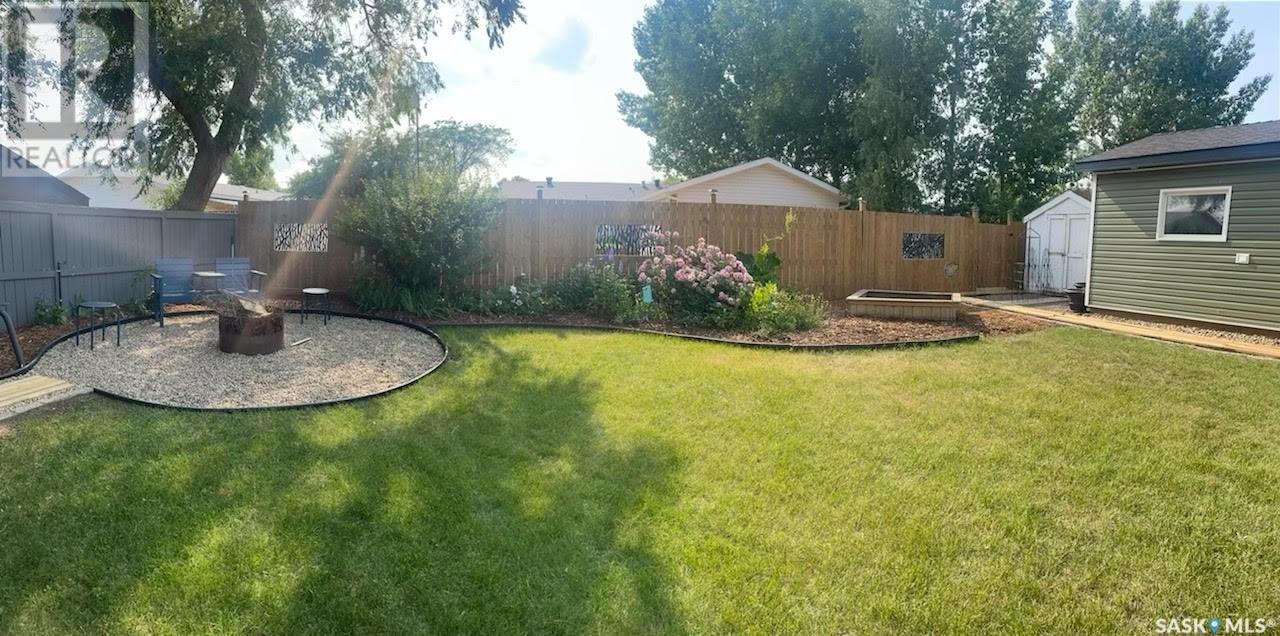 589 Poplar Crescent, Shaunavon, Saskatchewan  S0N 2M0 - Photo 33 - SK993643