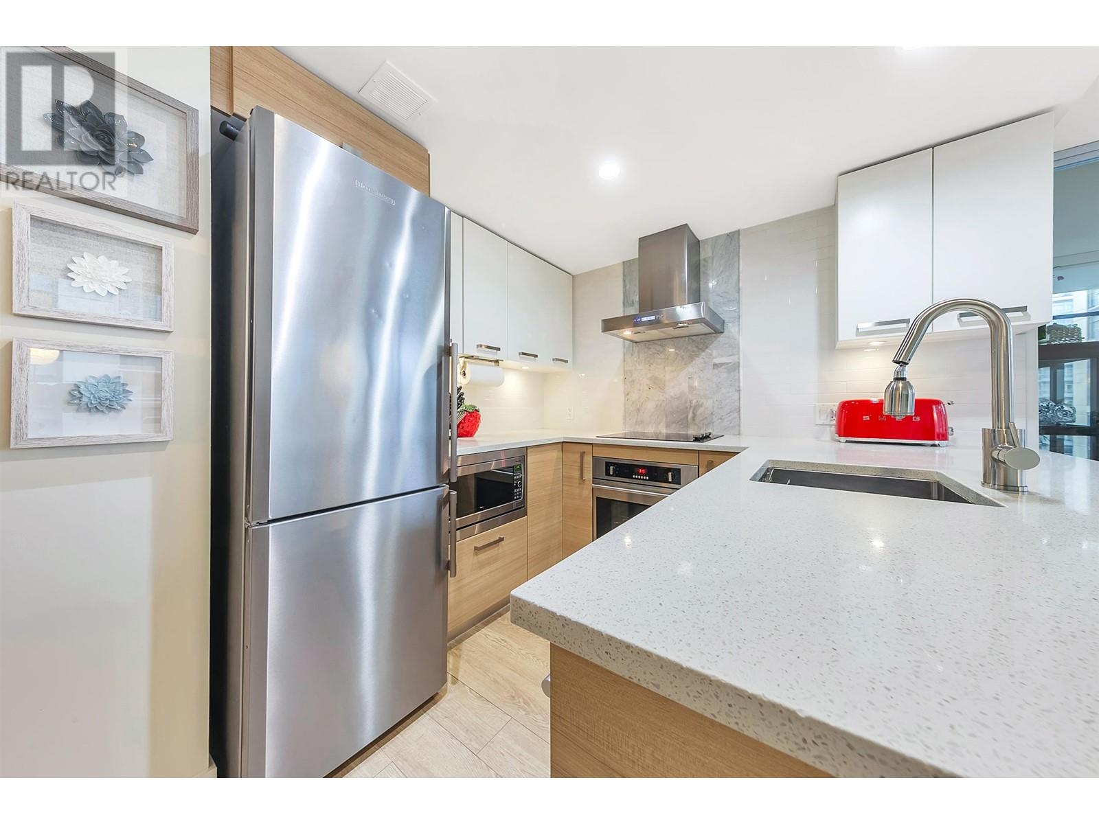 807 1783 Manitoba Street, Vancouver, British Columbia  V5Y 0K1 - Photo 4 - R2960233