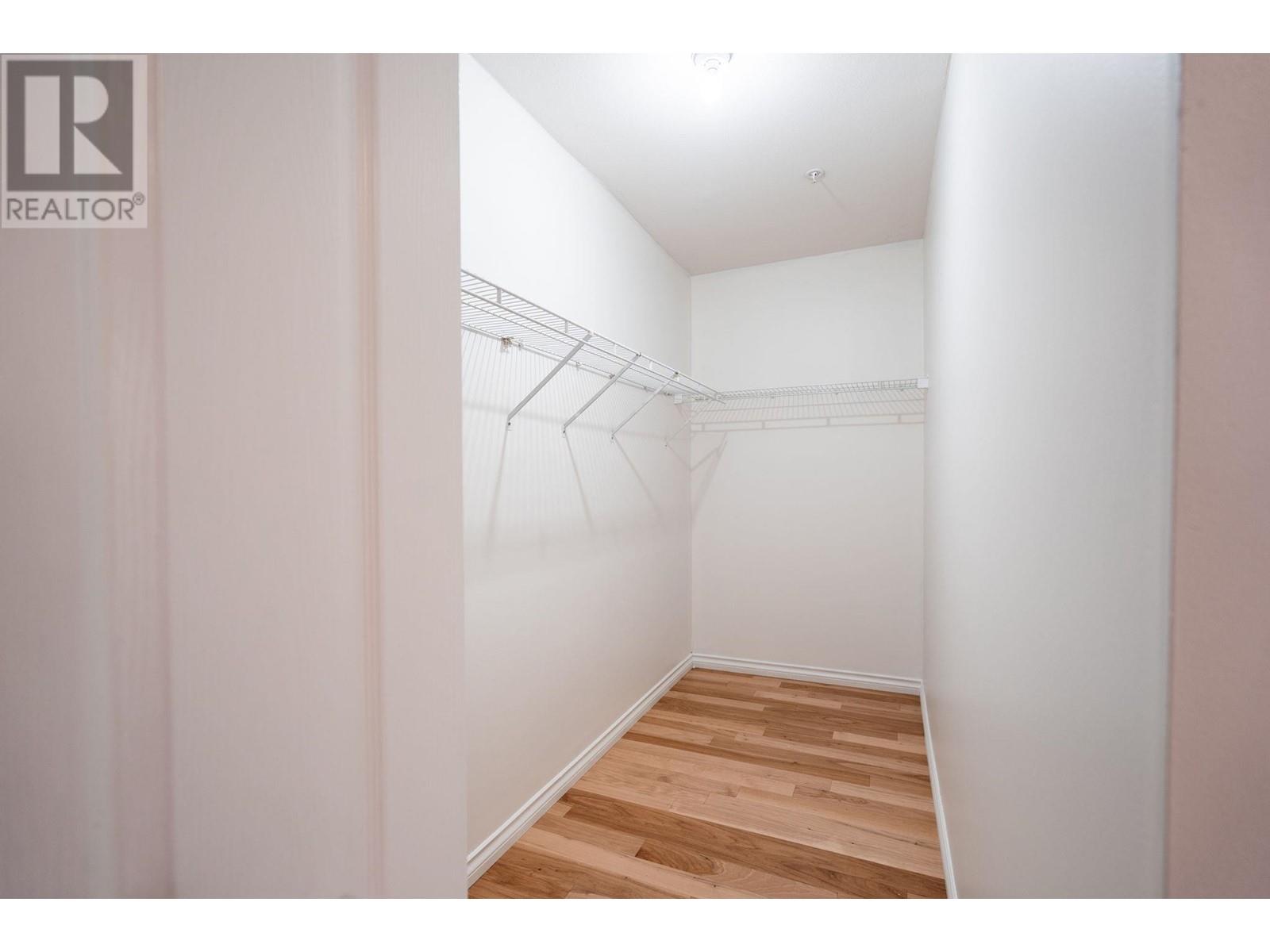 PH1 1915 E GEORGIA STREET