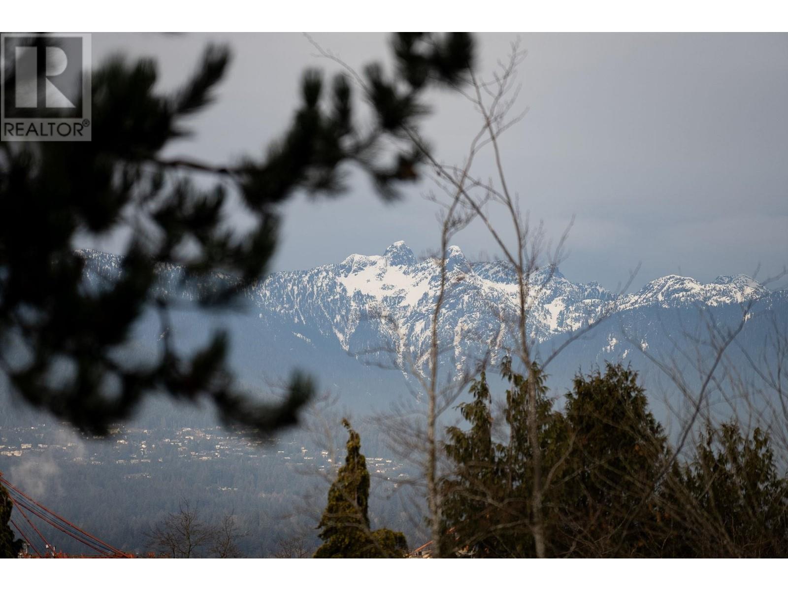 PH1 1915 E GEORGIA STREET