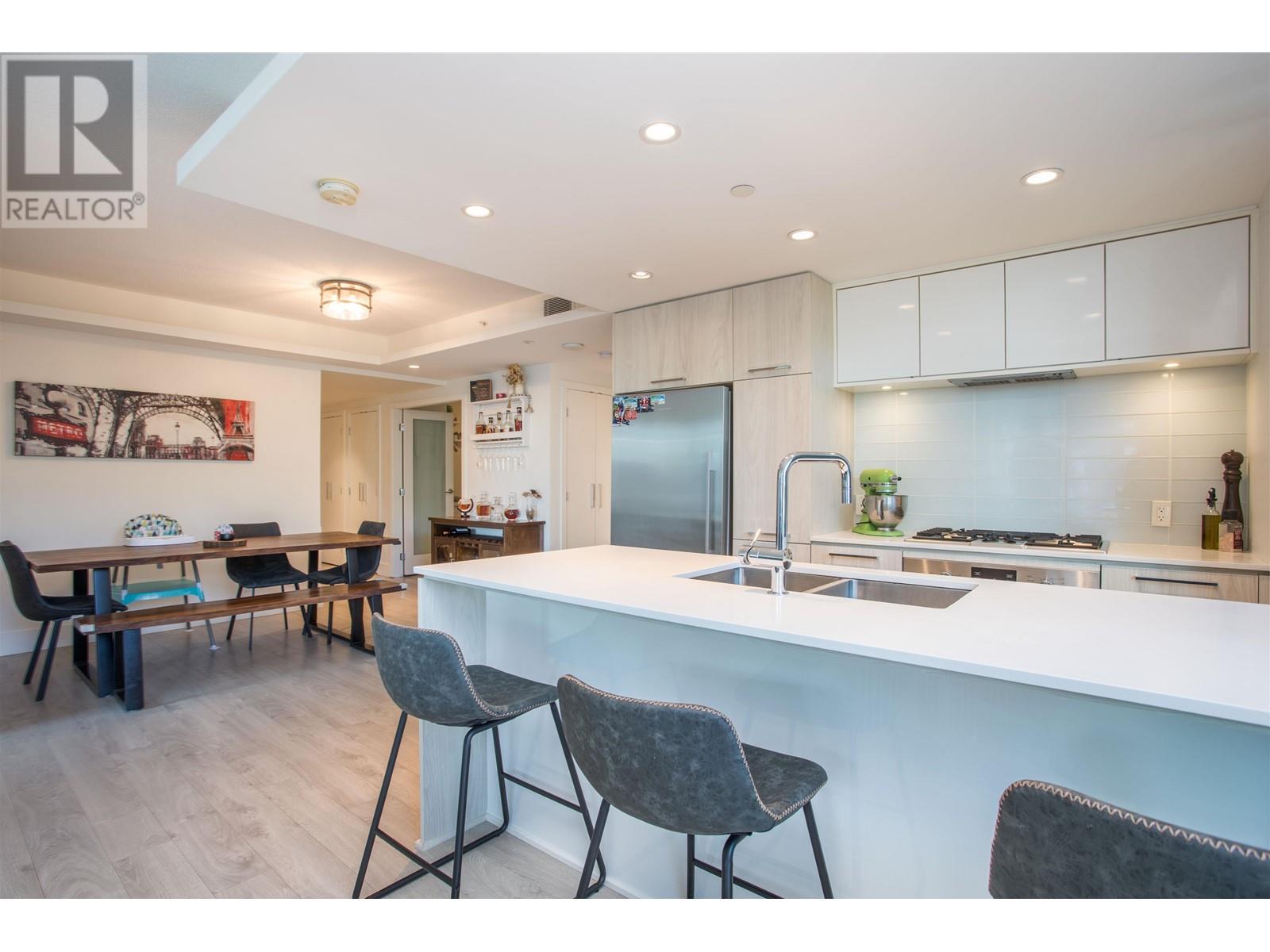 308 680 Seylynn Crescent, North Vancouver, British Columbia V7J 0B5 - Photo 1 - R2960276