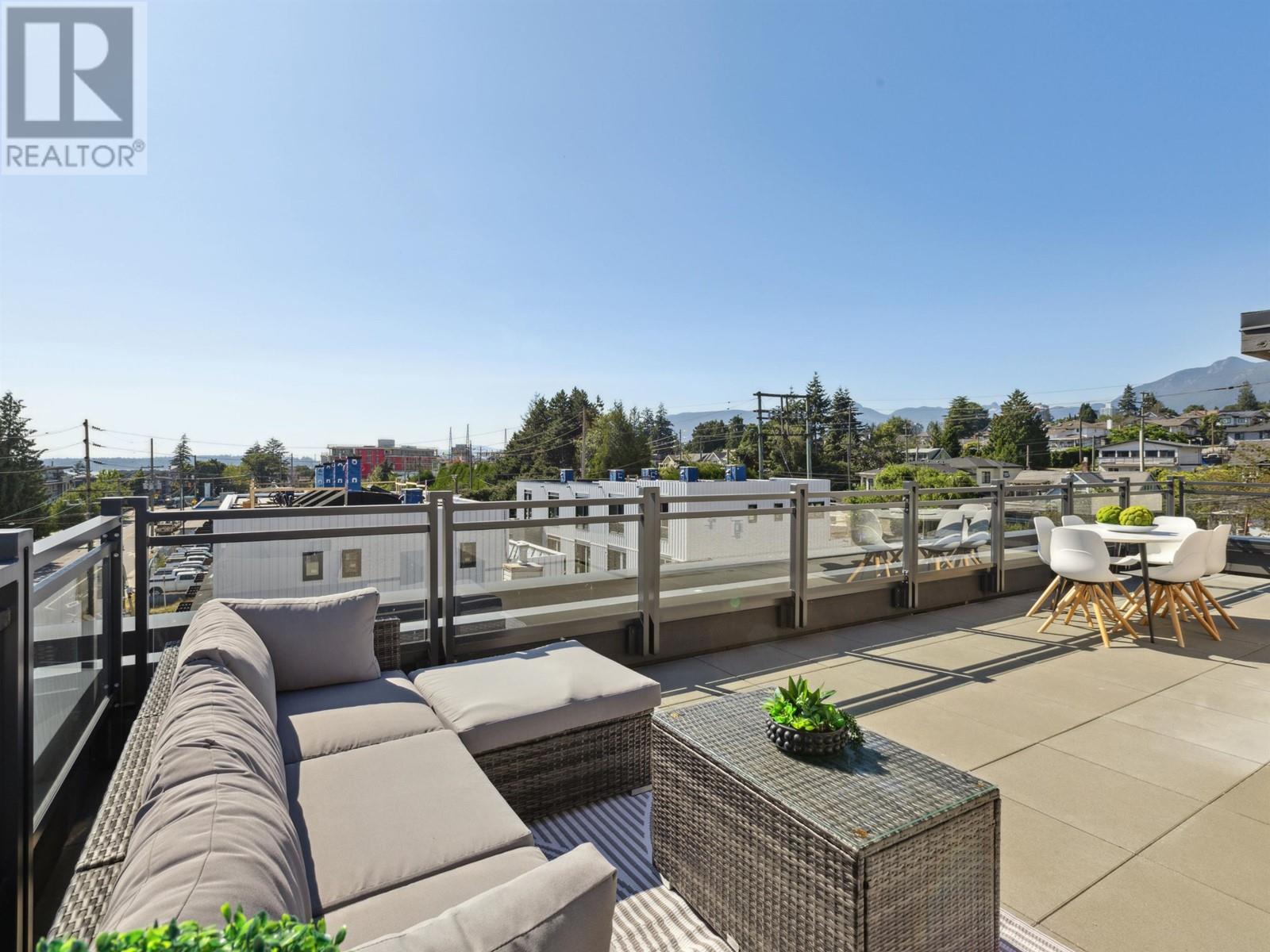 #1 632 E 3rd Street, North Vancouver, British Columbia  V7L 1G7 - Photo 3 - R2960288