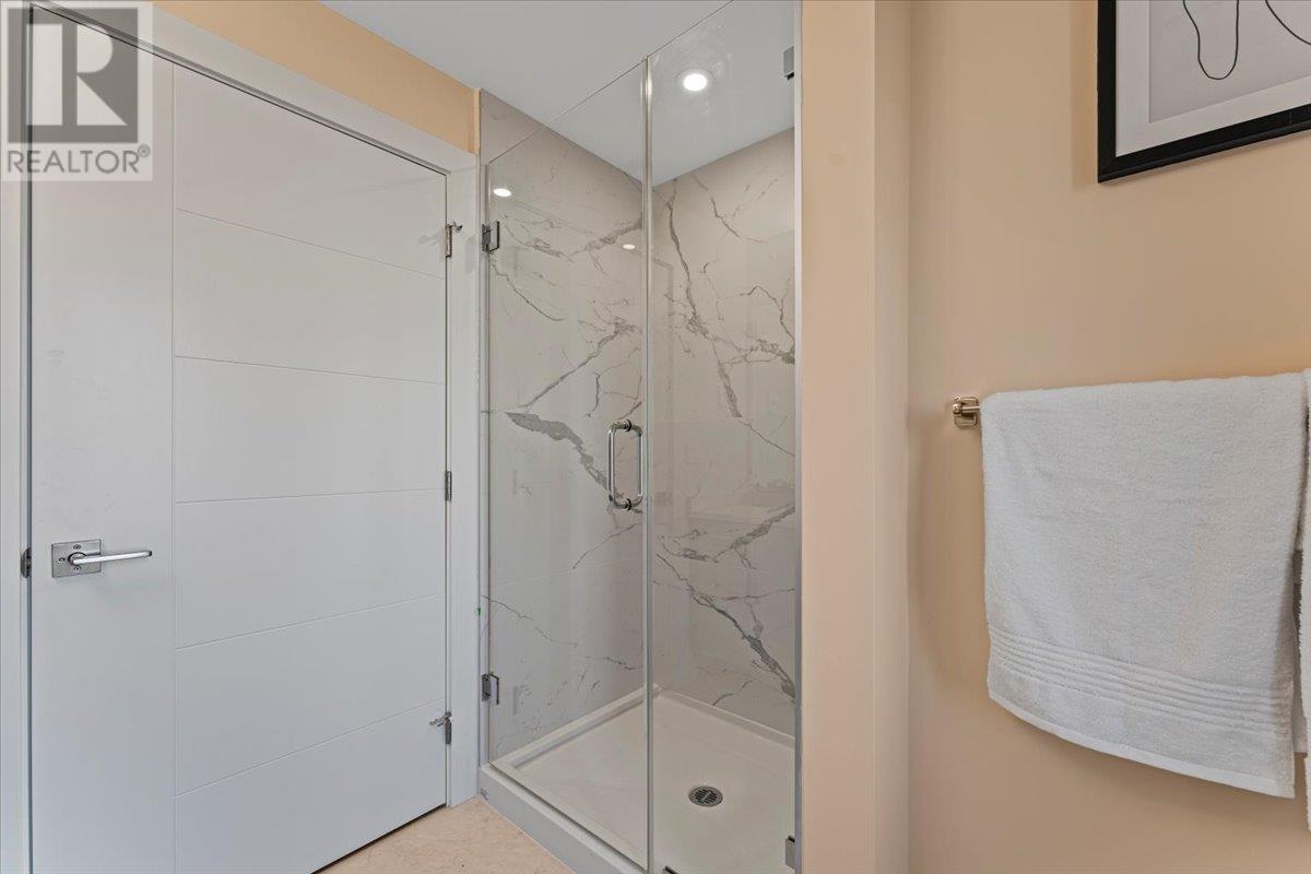 Listing Picture 27 of 39 : 1478 W 67TH AVENUE, Vancouver / 溫哥華 - 魯藝地產 Yvonne Lu Group - MLS Medallion Club Member