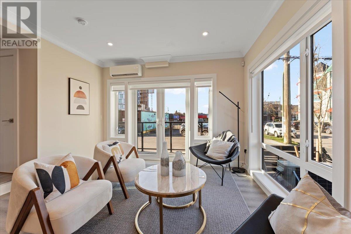 Listing Picture 16 of 39 : 1478 W 67TH AVENUE, Vancouver / 溫哥華 - 魯藝地產 Yvonne Lu Group - MLS Medallion Club Member