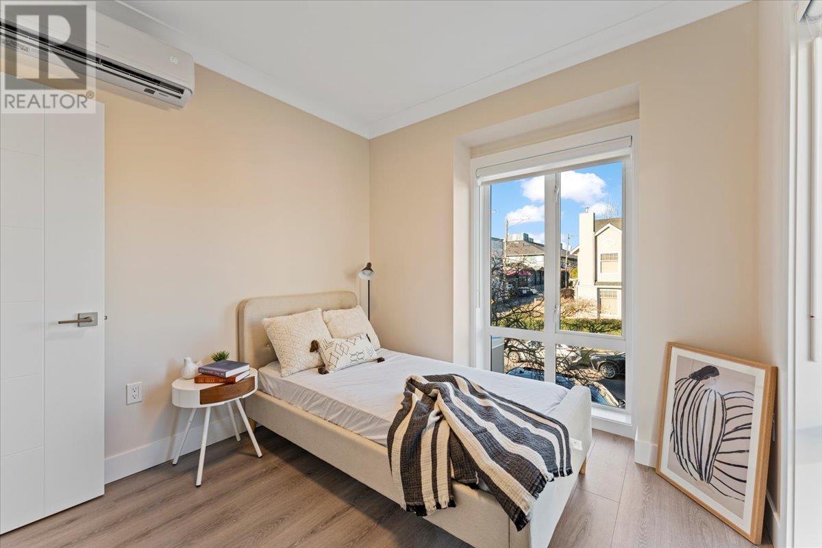 Listing Picture 24 of 39 : 1478 W 67TH AVENUE, Vancouver / 溫哥華 - 魯藝地產 Yvonne Lu Group - MLS Medallion Club Member